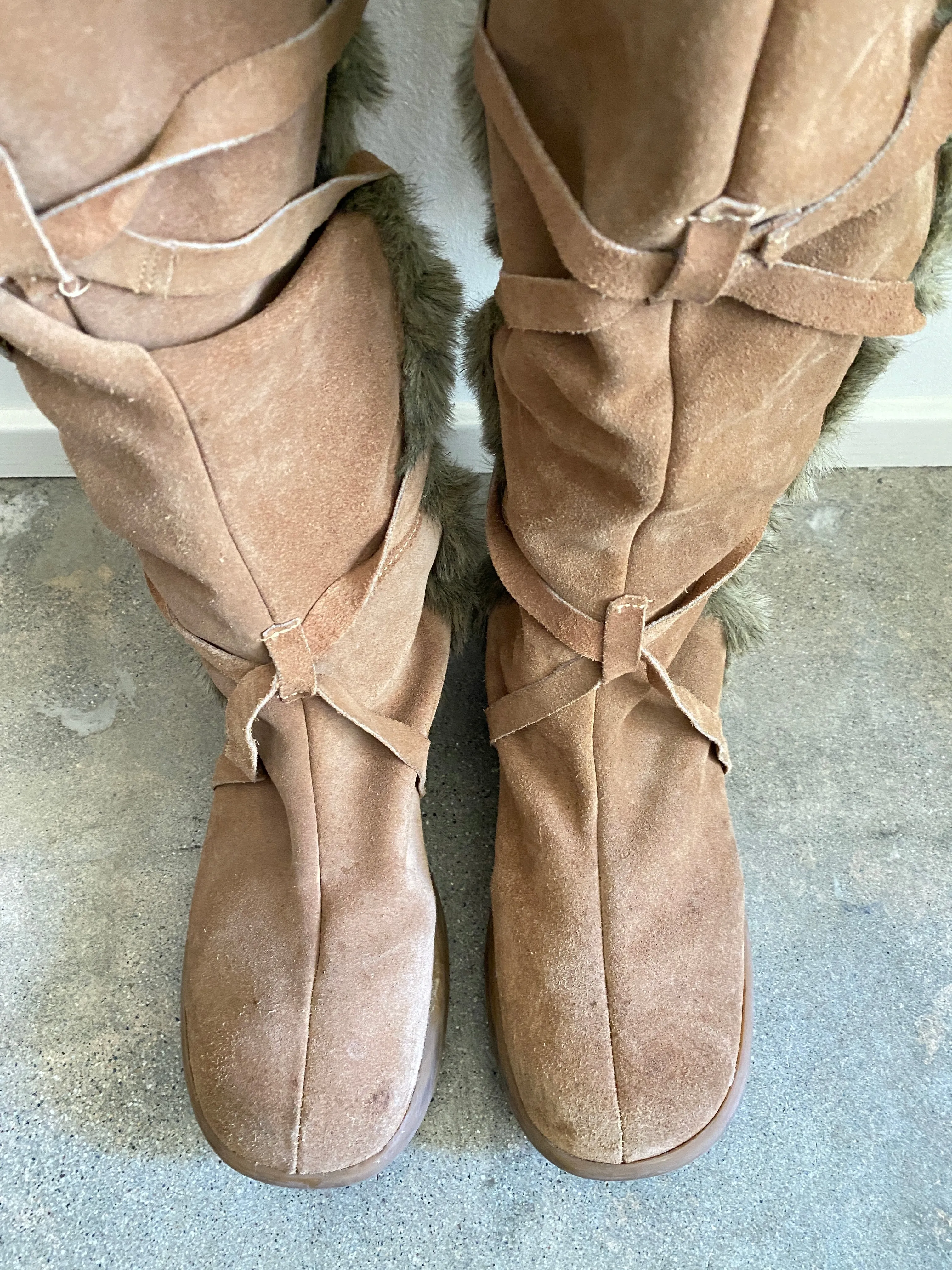 Adidas New Latest Shoes 00's Suede Furry Fairycire Boots