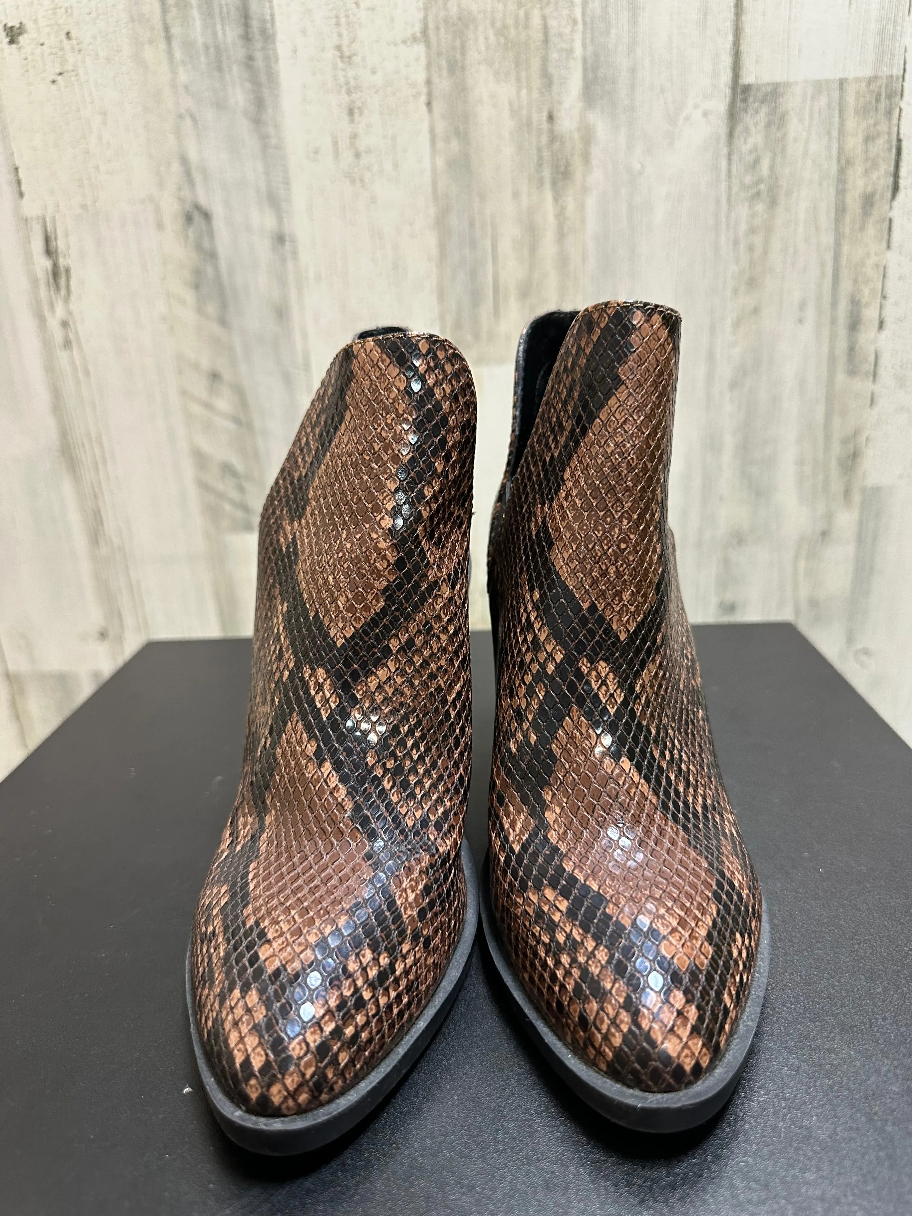 Ultraboost 1.0 Shoes Adidas Brown Shoes Heels Block Steve Madden, Size 7