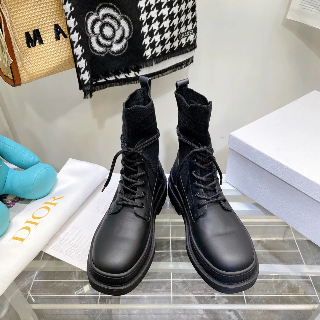 SE696   Size 4-10Material: Cowhide  Lining: Sheep skin Sole: Rubber Parley Adidas Shoes