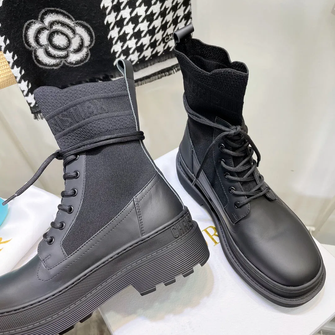 Adidas Falcon Shoes SE696   Size 4-10Material: Cowhide  Lining: Sheep skin Sole: Rubber