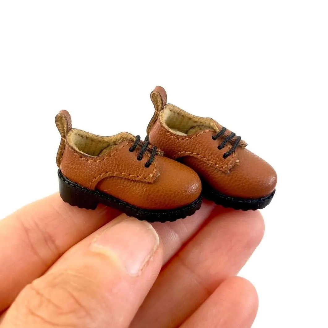 Blythe doll shoes vintage Brogue style brown leather lace ups Asics Grass Tennis Shoes