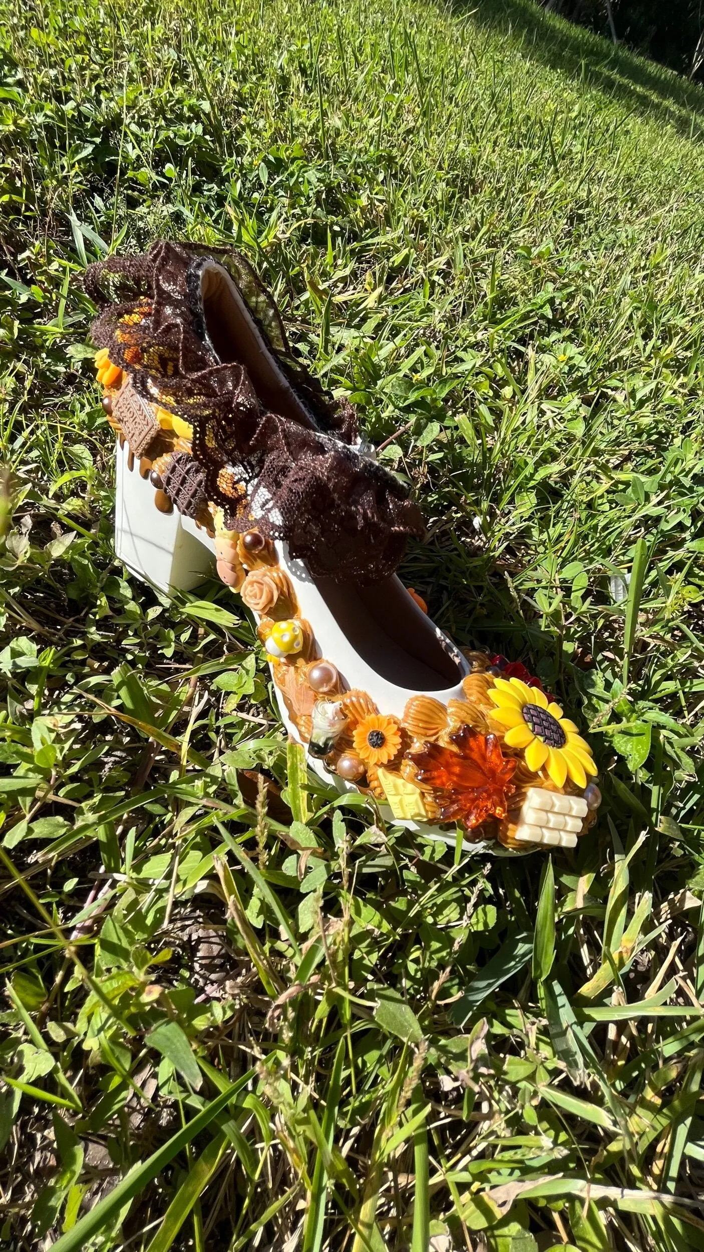 Custom Kawaii Decoden Shoes One Pair !!PLEASE READ DESRIPTION!! Asics Solution Speed Ff Tennis Shoe