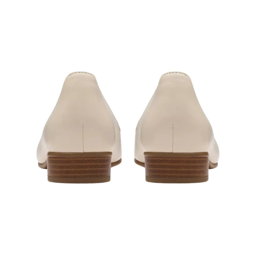 Clarks Krystine Lily Cream Leather Loafer (Women's) Flattered Bonbon Loafers