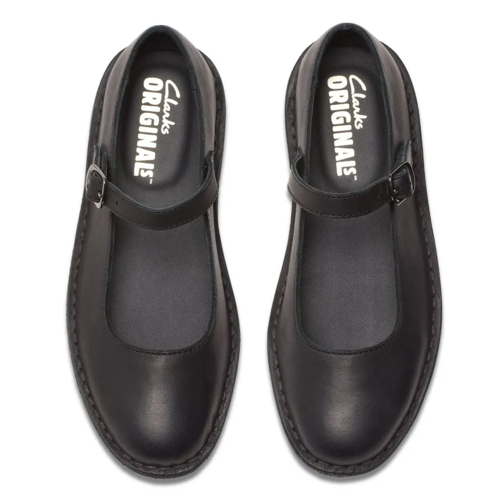 Light Loafers Clarks Women's in Desert Jane in Black Leather