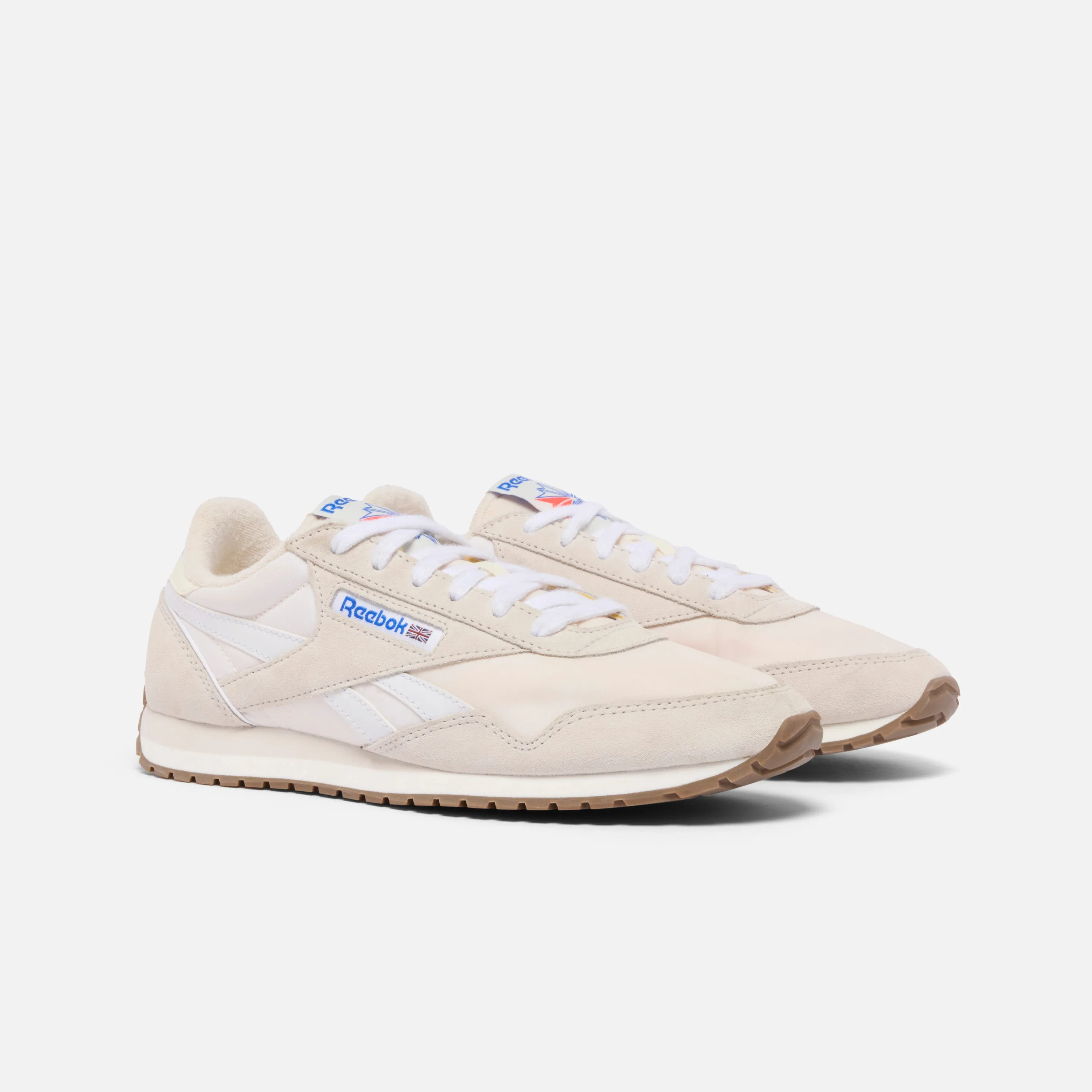 Classic Az White/Luxe Grey/Chalk Underpronation Running Shoes Asics