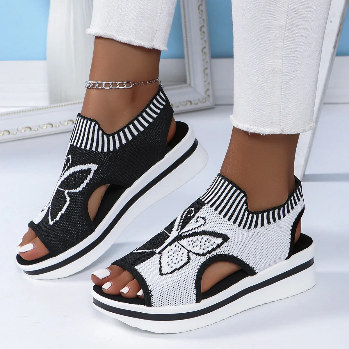 Summer Butterfly Print Sports Sandals Casual Breathable Flying Woven Flat Shoes For Women Crystal Shoes