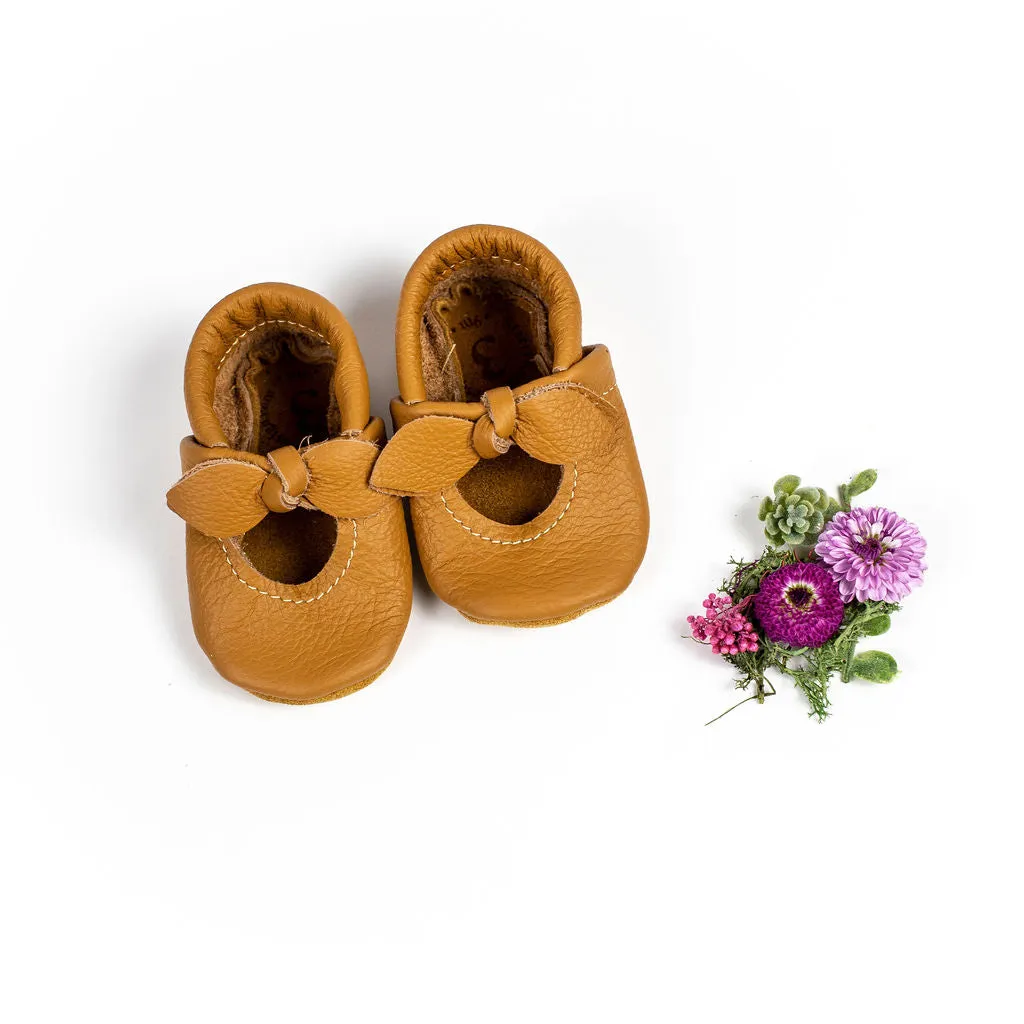 Camel BELLA JANES Shoes Baby and Toddler High Heel Shoes Illustration