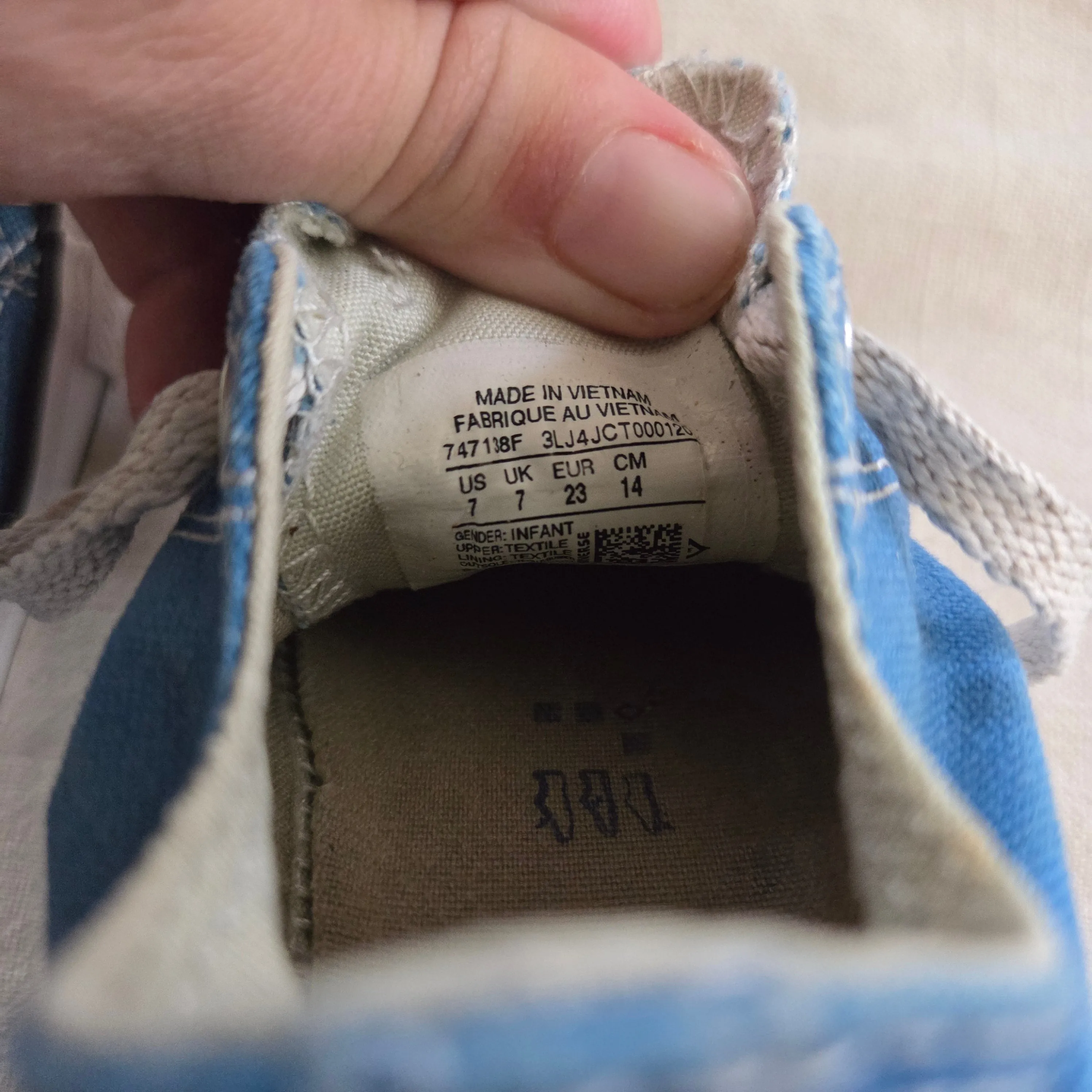 Asics Concrete Running Shoes Converse Blue Lowtop Shoes toddler 7