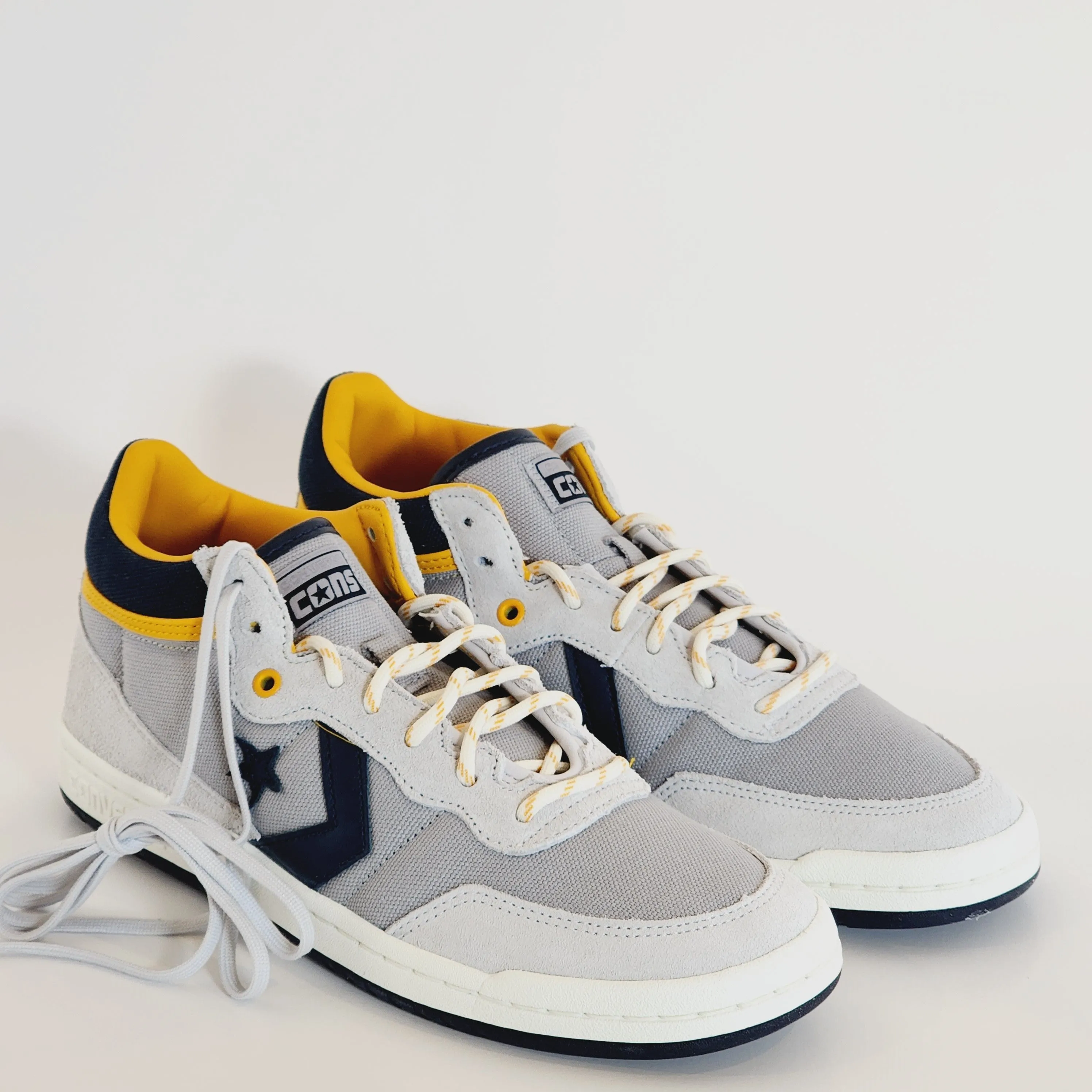 Discounted Asics Running Shoes Converse CONS Fastbreak Pro Mid Suede & Canvas Men's Sneakers A09187C NWT