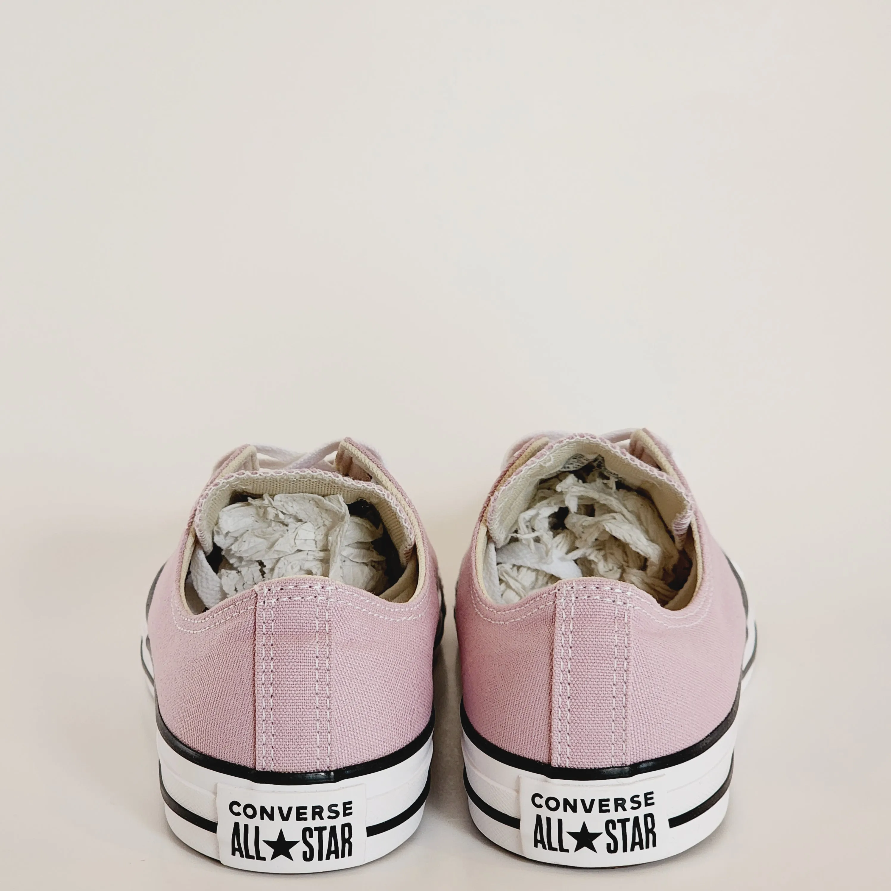 Converse CTAS Ox Phantom Violet/White/Black Canvas Unisex Sneakers A04546F NWT Asics Versablast 3 Running Shoes