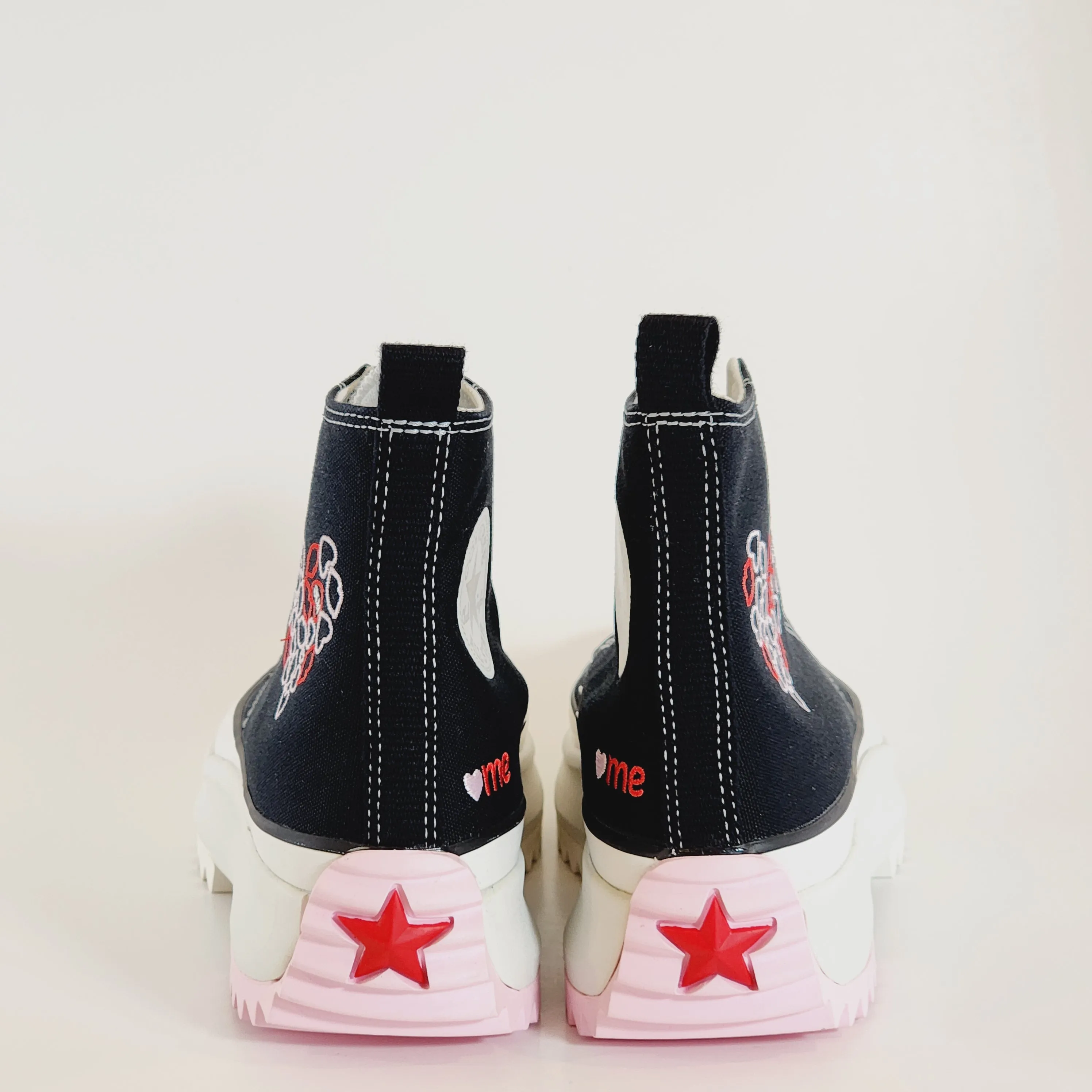 Converse Run Star Hike Hi Valentine's Embroidered Platform Sneakers A01598C NWT Asics Split Second Wide Wrestling Shoes