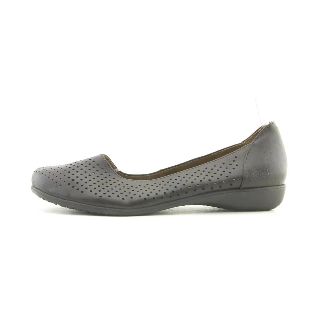 WHITEMT. SPRUCE The Most Comfortable Casual Shoes