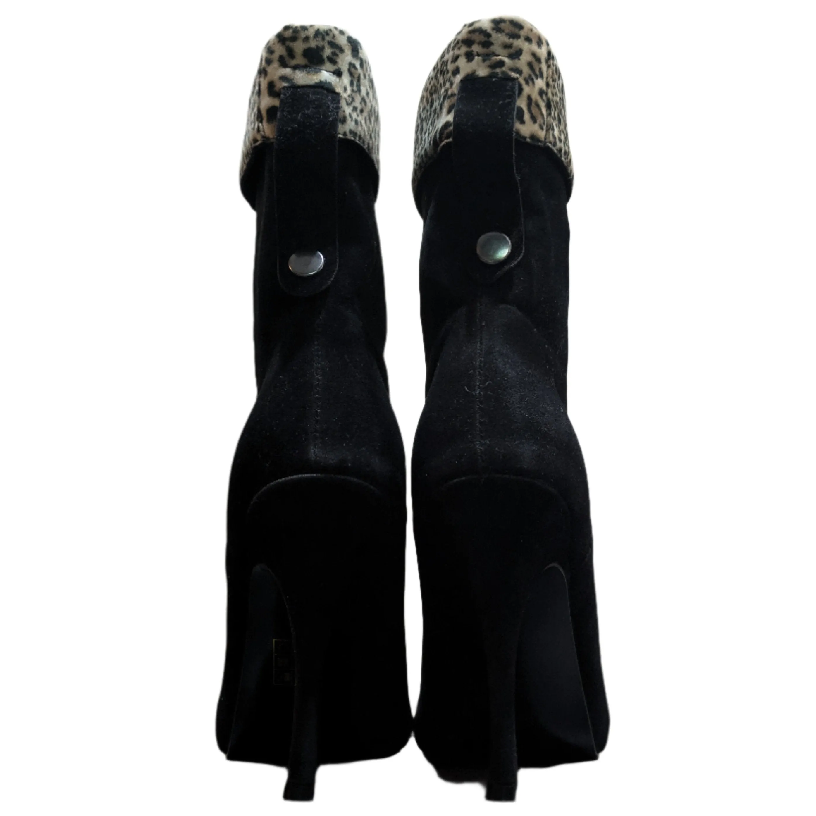 Shell Toe Adidas Shoes Cool Shoes Women's Slouchy Boots Size EU 39 / UK 6 / US 8