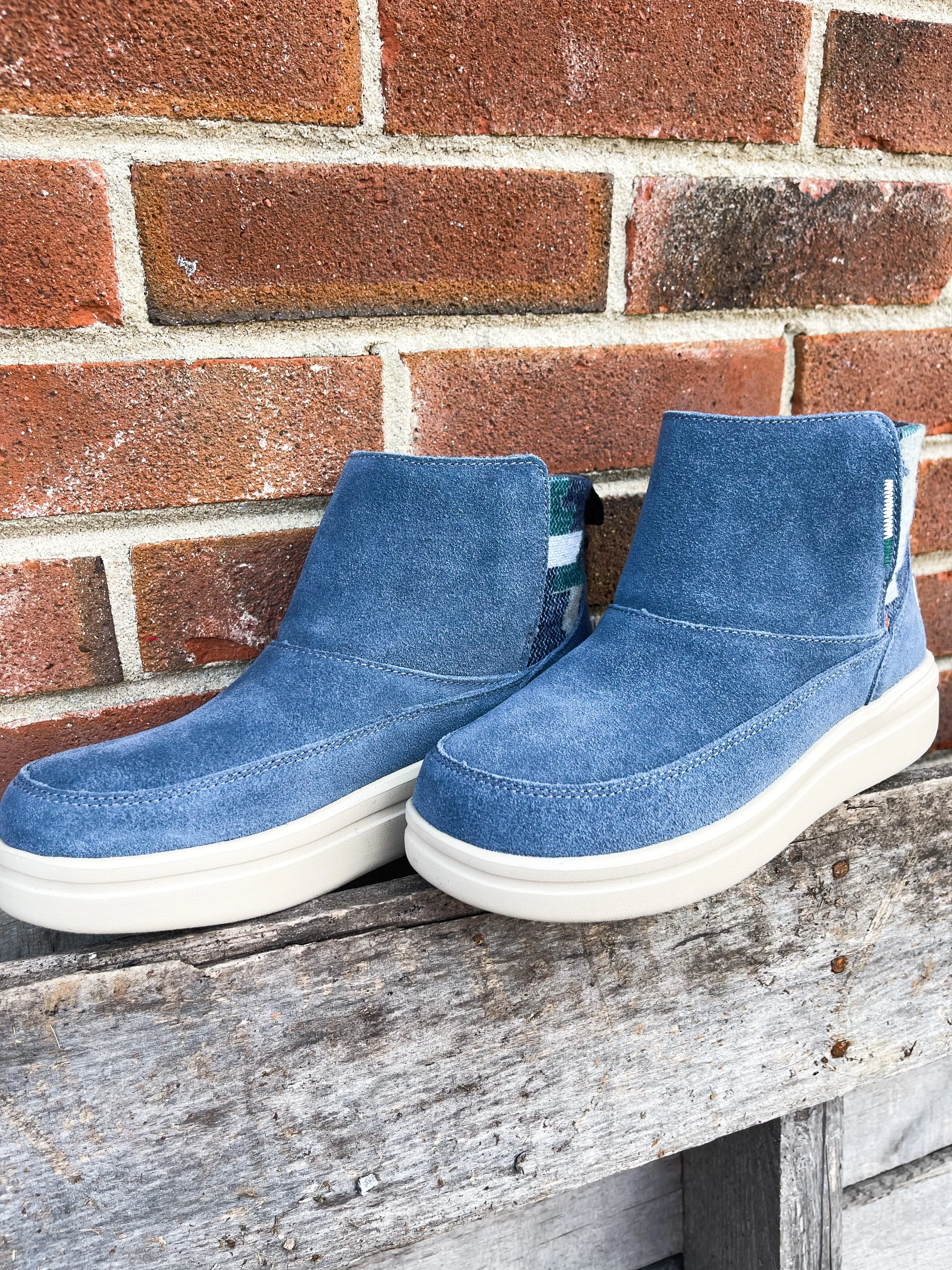 Denny Suede Quilted Orion Blue Daily 4.0 Shoes Adidas