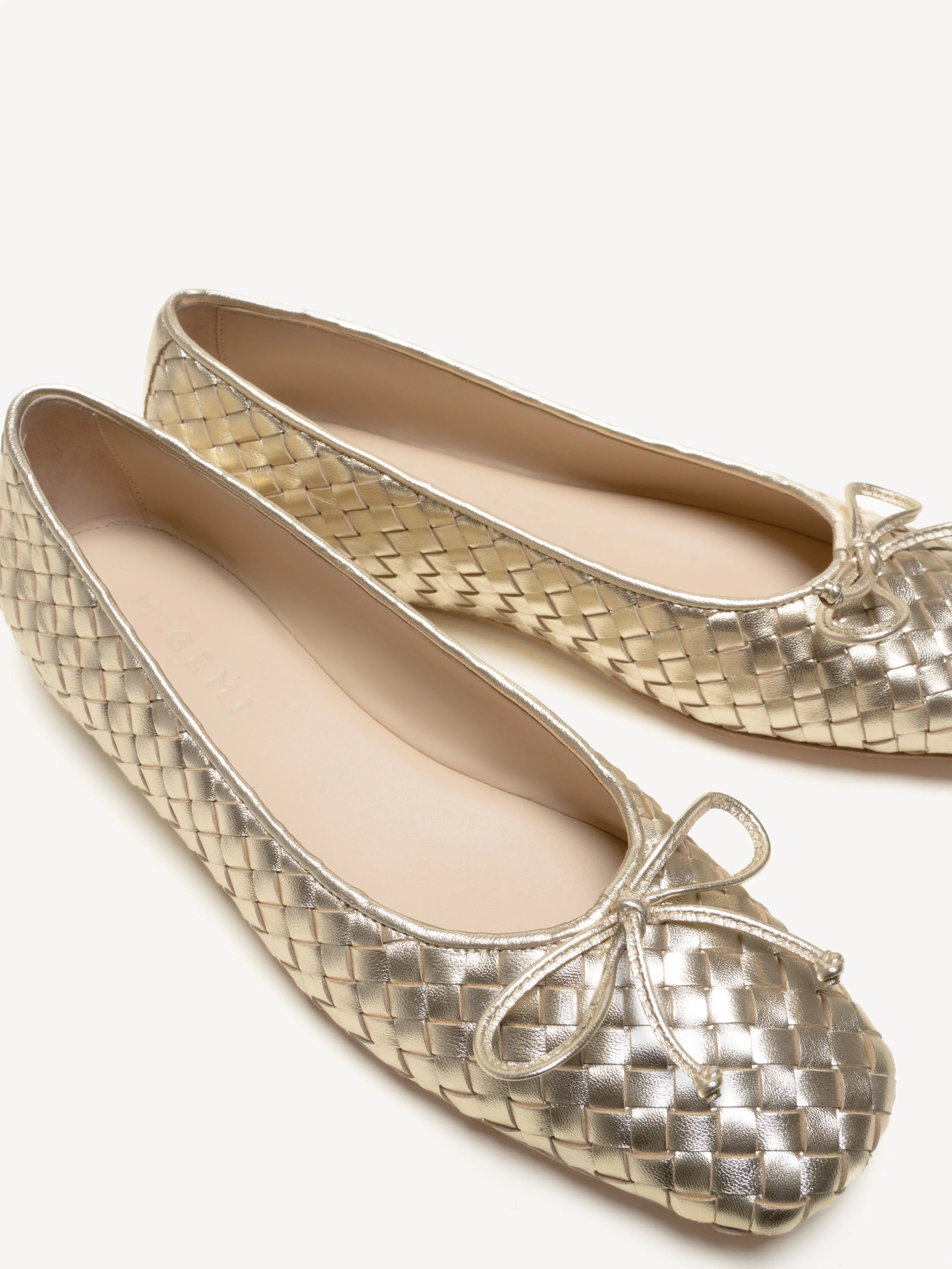 Flat Feet Shoes With Arch Support The Danza Woven