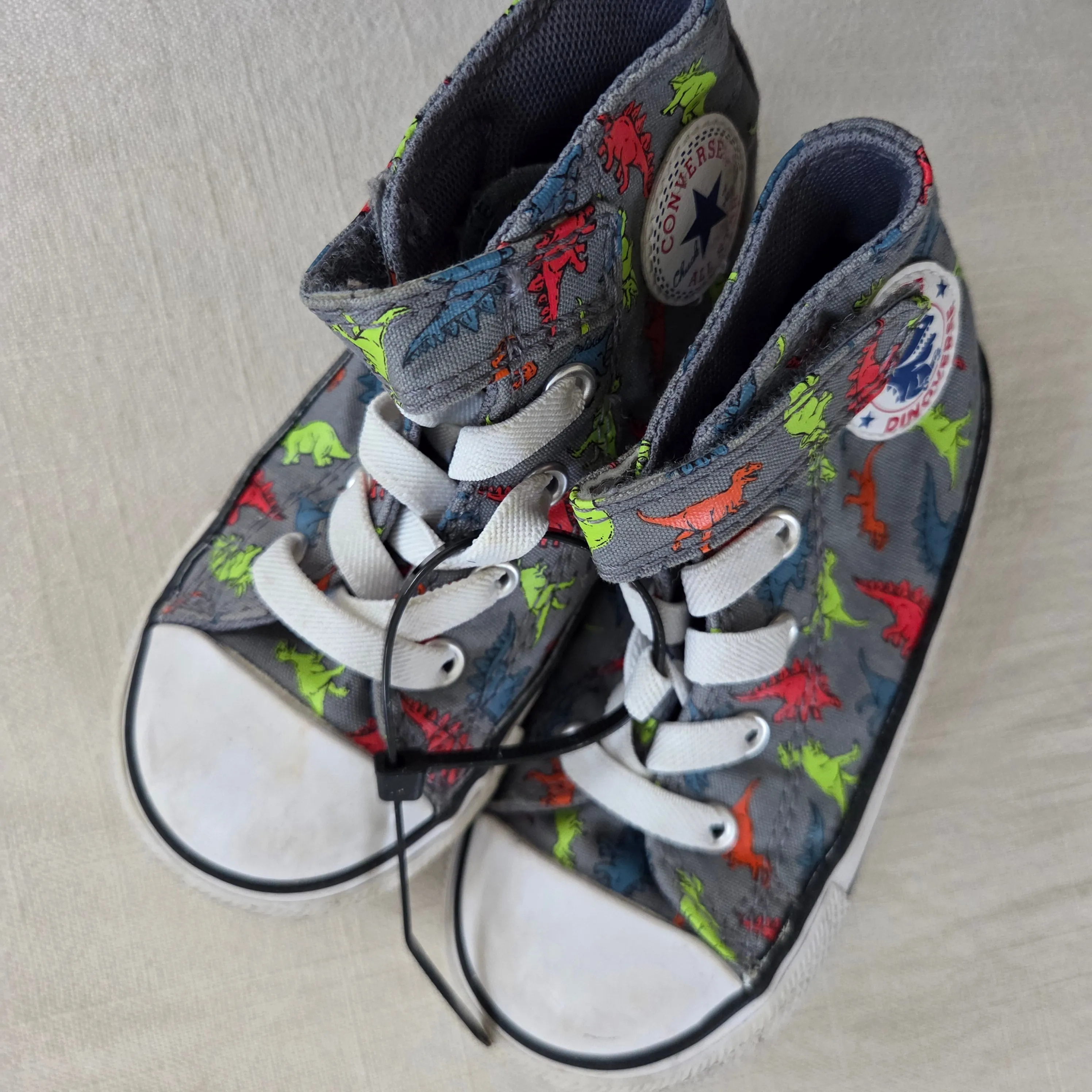 Asics Supination Walking Shoes Converse Dinosaur No-Tie Hightops toddler 7