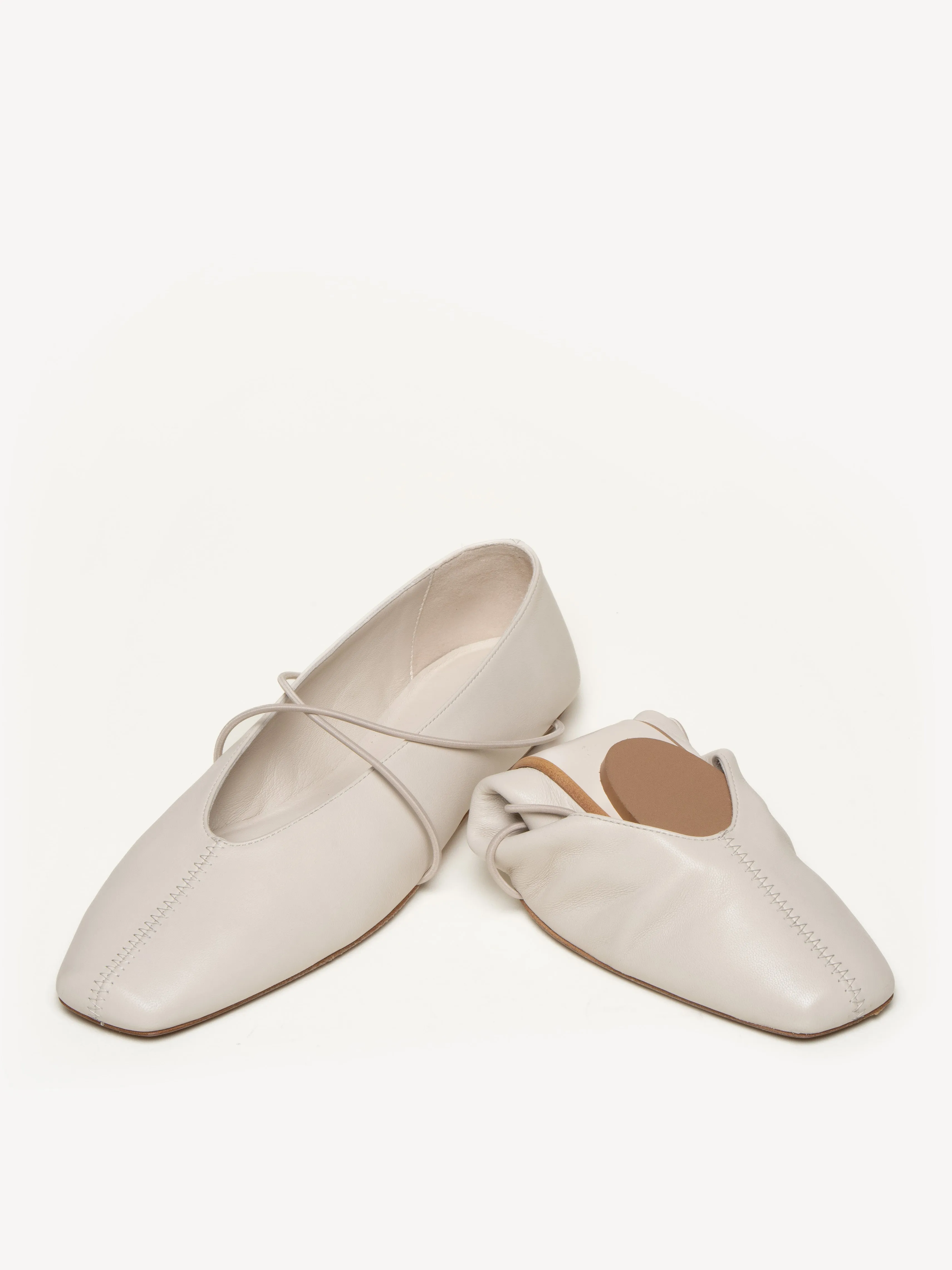 Best Tennis Shoes For Flat Narrow Feet The Una