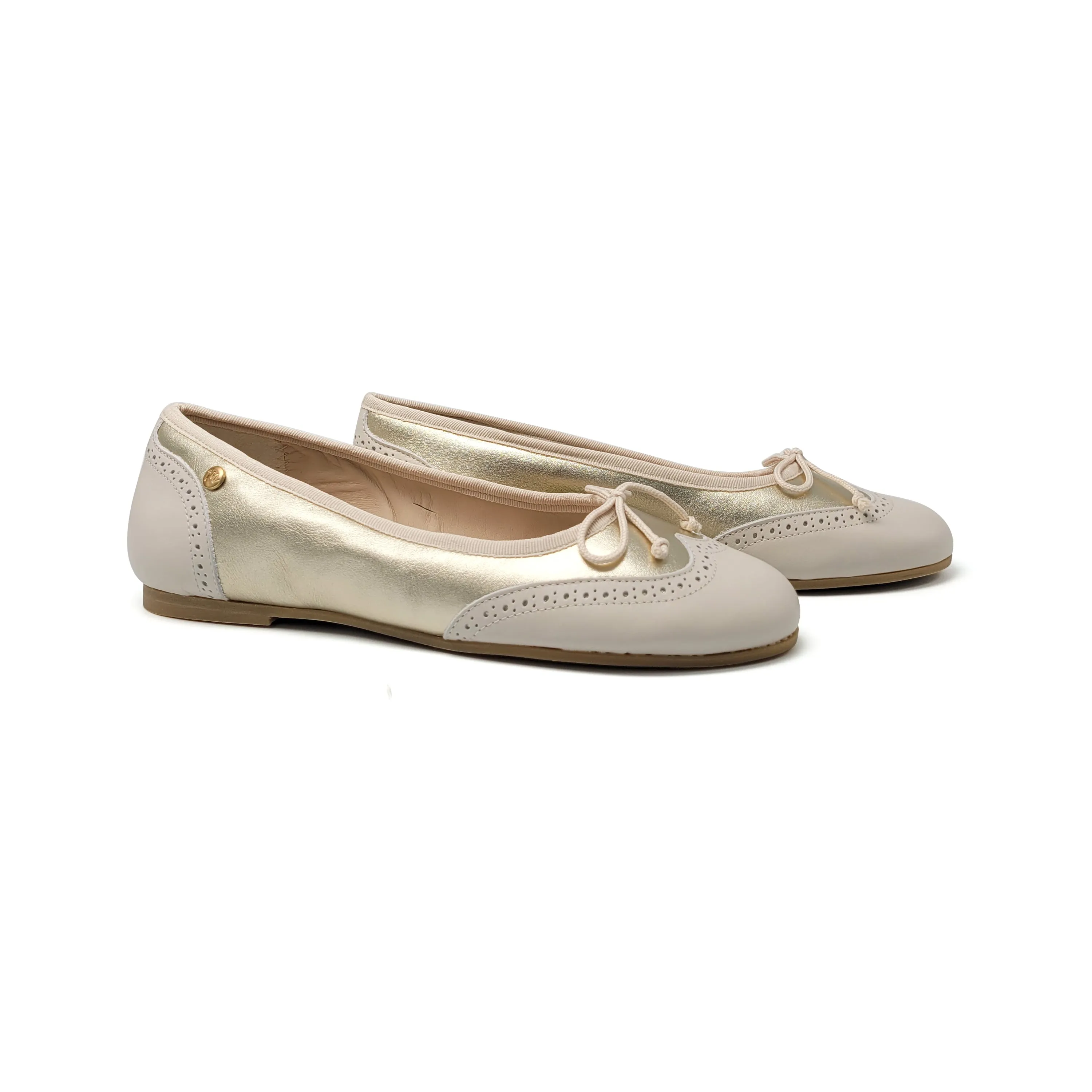 Best Flat Shoes For Squatting Manuela De Juan Platinum Cream Wingtip Ballet Flat S3062