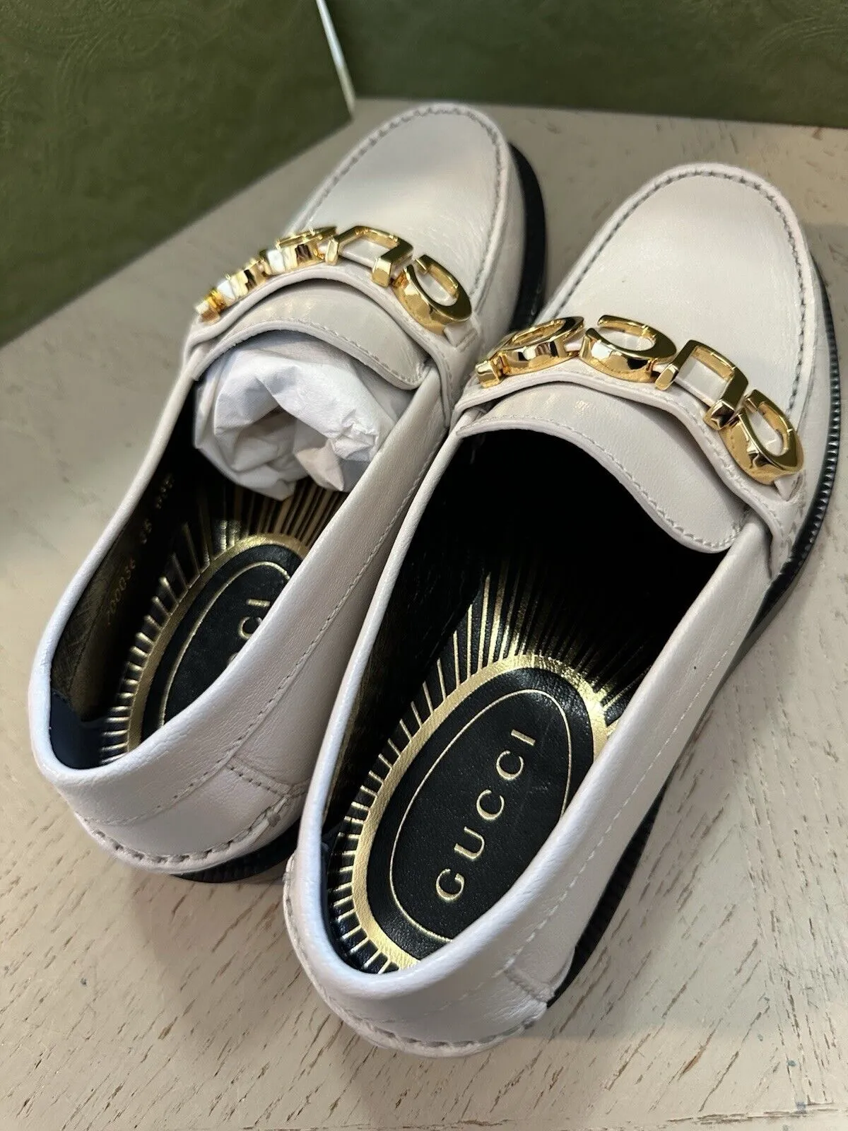 Gucci Women Logo Gucci Loafers Shoes Mystic White 5 US/35 Eu New 700036 Born Suede Loafers