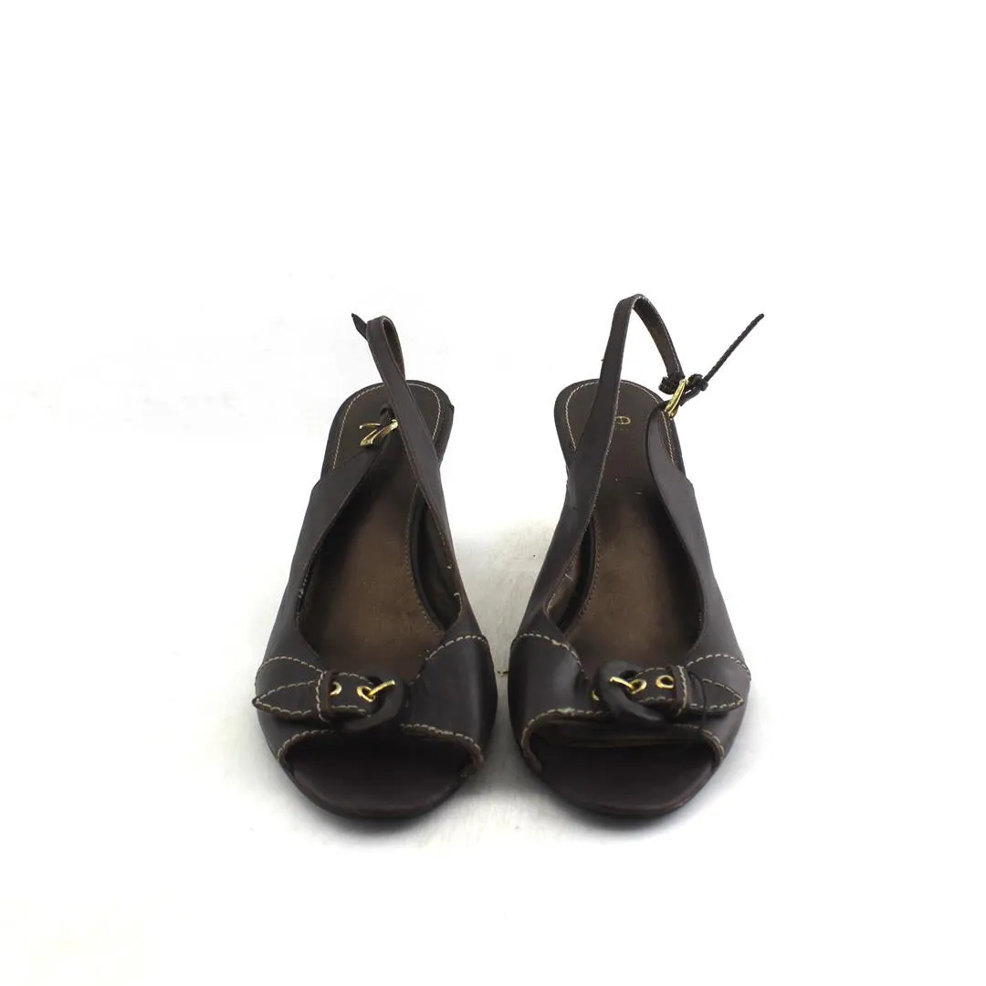 ETIENNE AIGNER . Freedom Slides