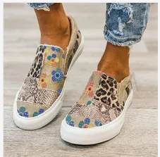 Flat Platform Shoes Women Casual Printing Canvas  Breathable Shoes With Rubber Soles