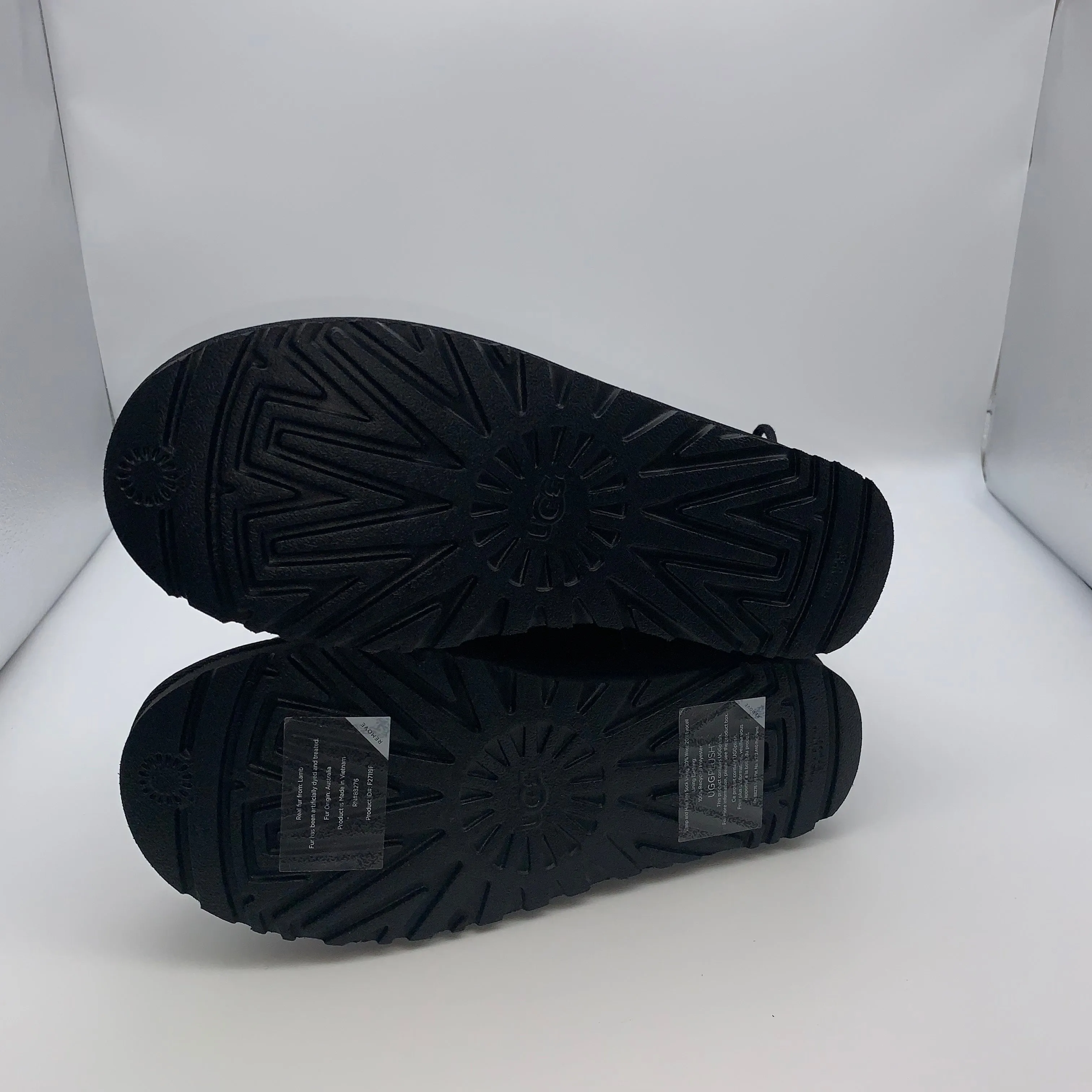 UGG Classic Leopard Lined Bow Womens Boots, Size 8 Kobe Shoes With Adidas