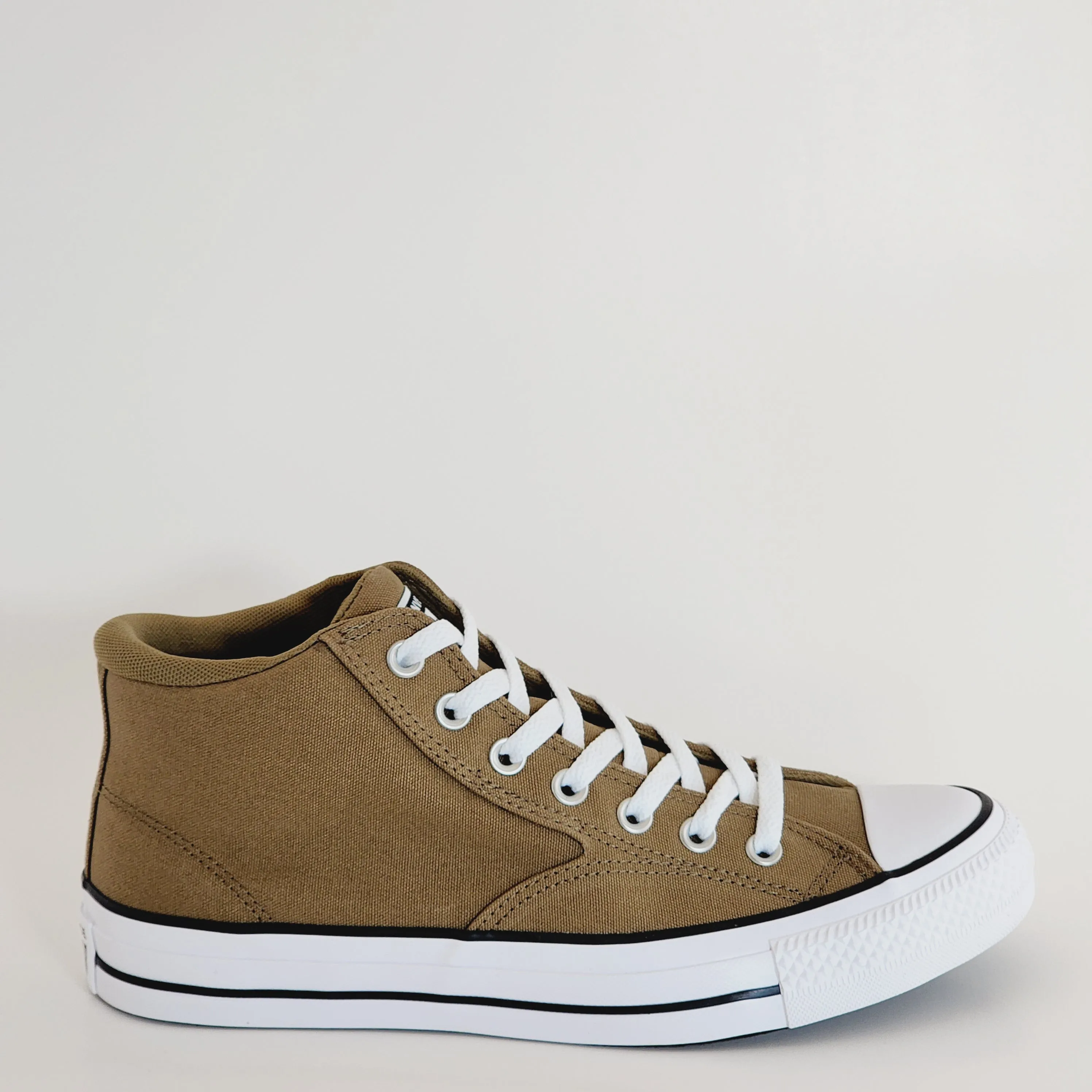 Converse CTAS Mid Malden Street Crafted Vintage Athletic Sneaker A05408F NWT Asics Xc Shoes