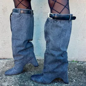 Adidas Samba Xlg Athletic Shoe Carbon FW24 Stylish Boots