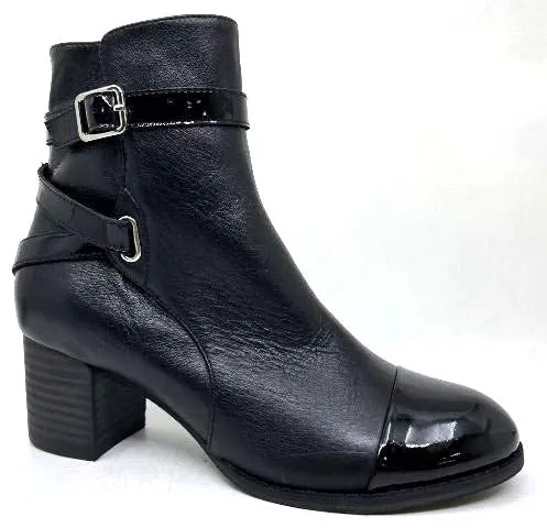 Django & Juliette Sadzis Leather Boot - Black/Black Adidas Retrocross Golf Shoe