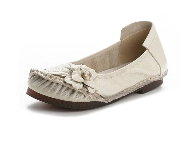 Genuine Leather Women Casual Flower Flat Round Toe Style Boat Shoes Soft Comfortable Flat Shoes Stylish