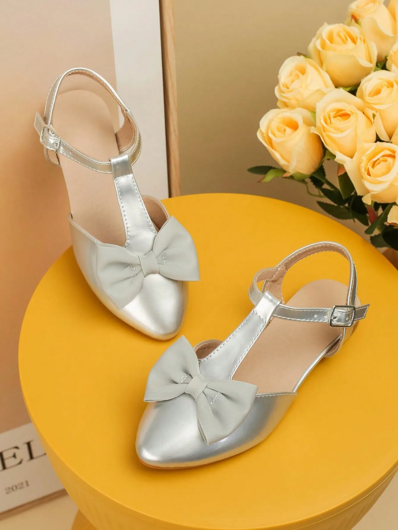 Asics Metarise Shoes Girls Bow Decor Point Toe Ankle Strap Flats For Party