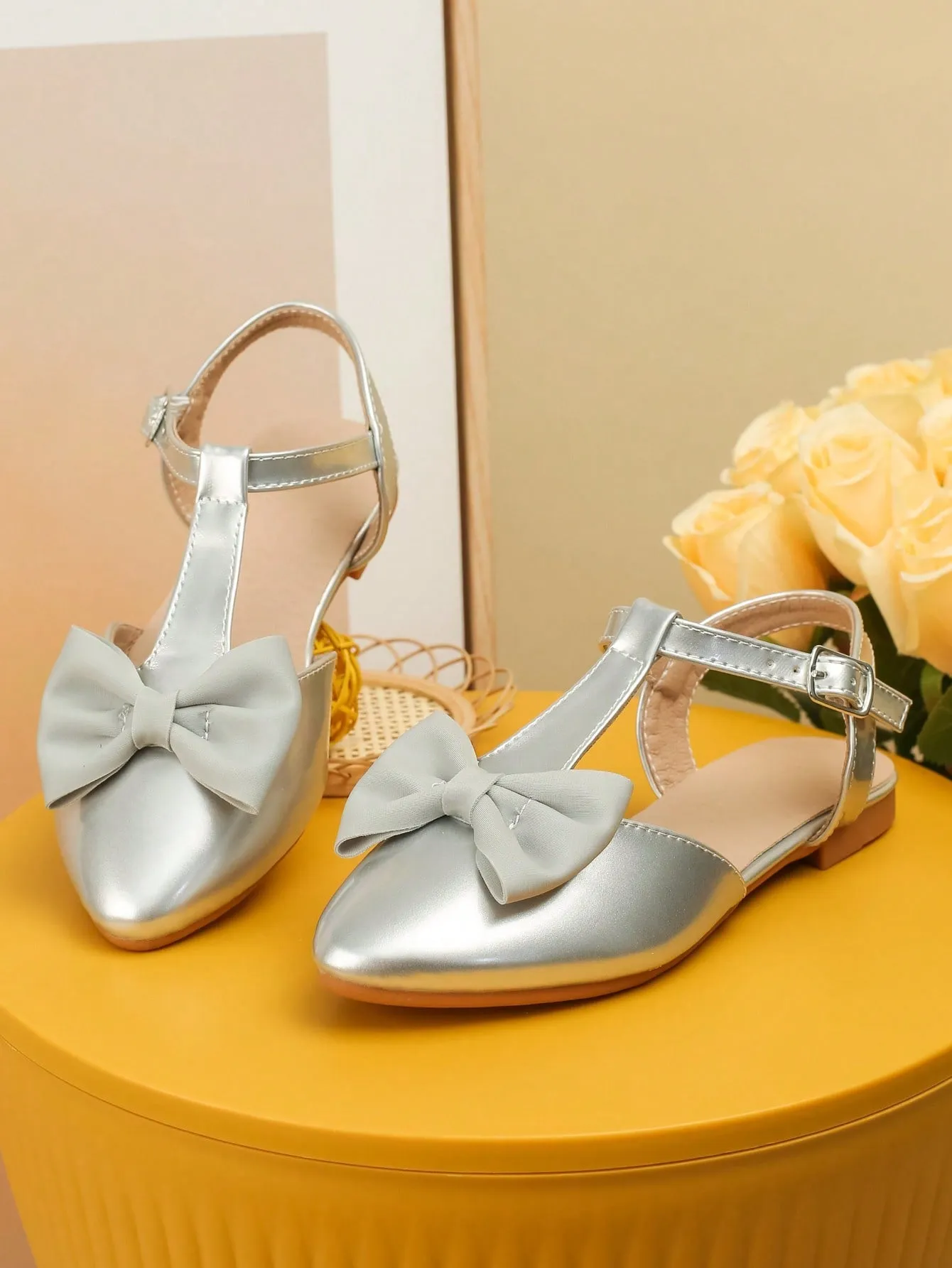 Asics Court Ff Tennis Shoes Girls Bow Decor Point Toe Ankle Strap Flats For Party