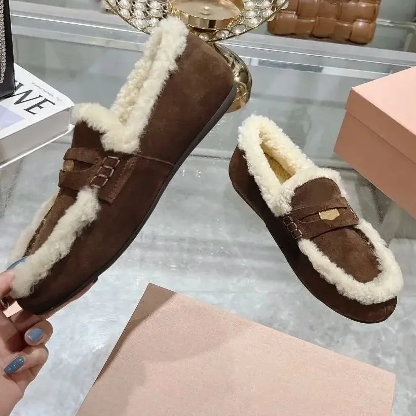 LVSANW 2024 Winter Retro Women's Lamb Wool Shoes Warm Flat Loafers Women Ankle Boots Lazy Driving Shoes Thicken Cotton Comfort Shoes Safety Shoes Loafers