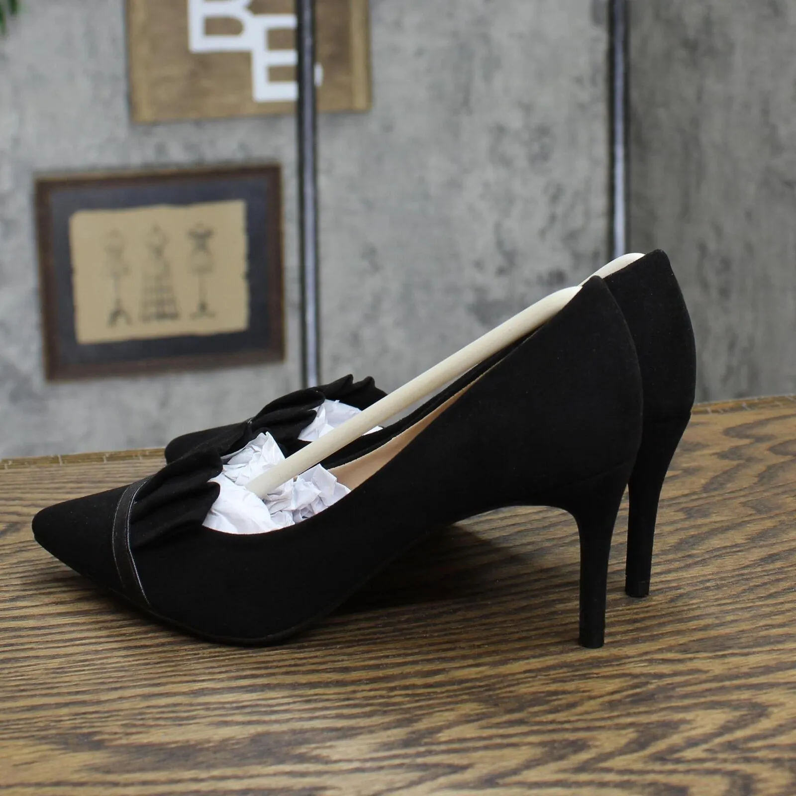 Journee Collection Mica Faux Suede Pointed Toe Ruffle Skinny Heels Black 6M Heel Boots Ankle