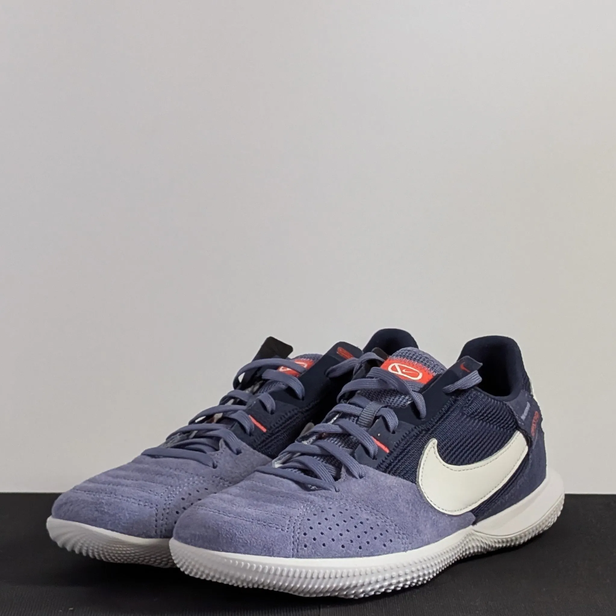 Nike Streetgato - DC8466-500 Asics Cross Training Shoes On Sale