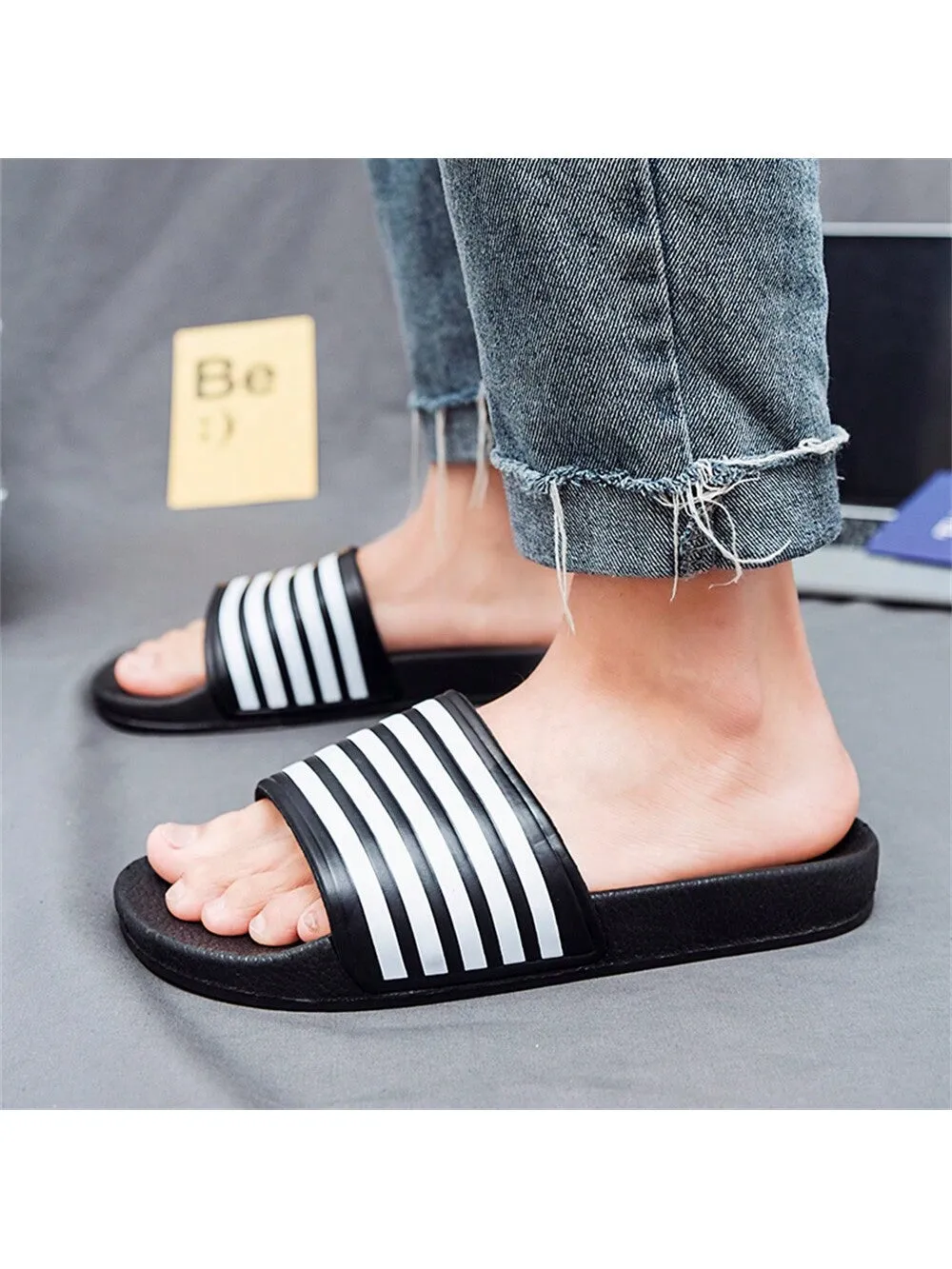 Men's Indoor/Outdoor Slippers With Thick And Comfortable Soles For A Cool Wear Asics Shoes Quality