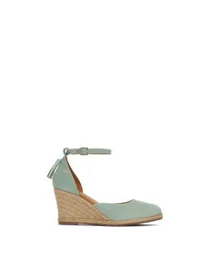 Monaco Wedge - Mint Celebrities In Loafers