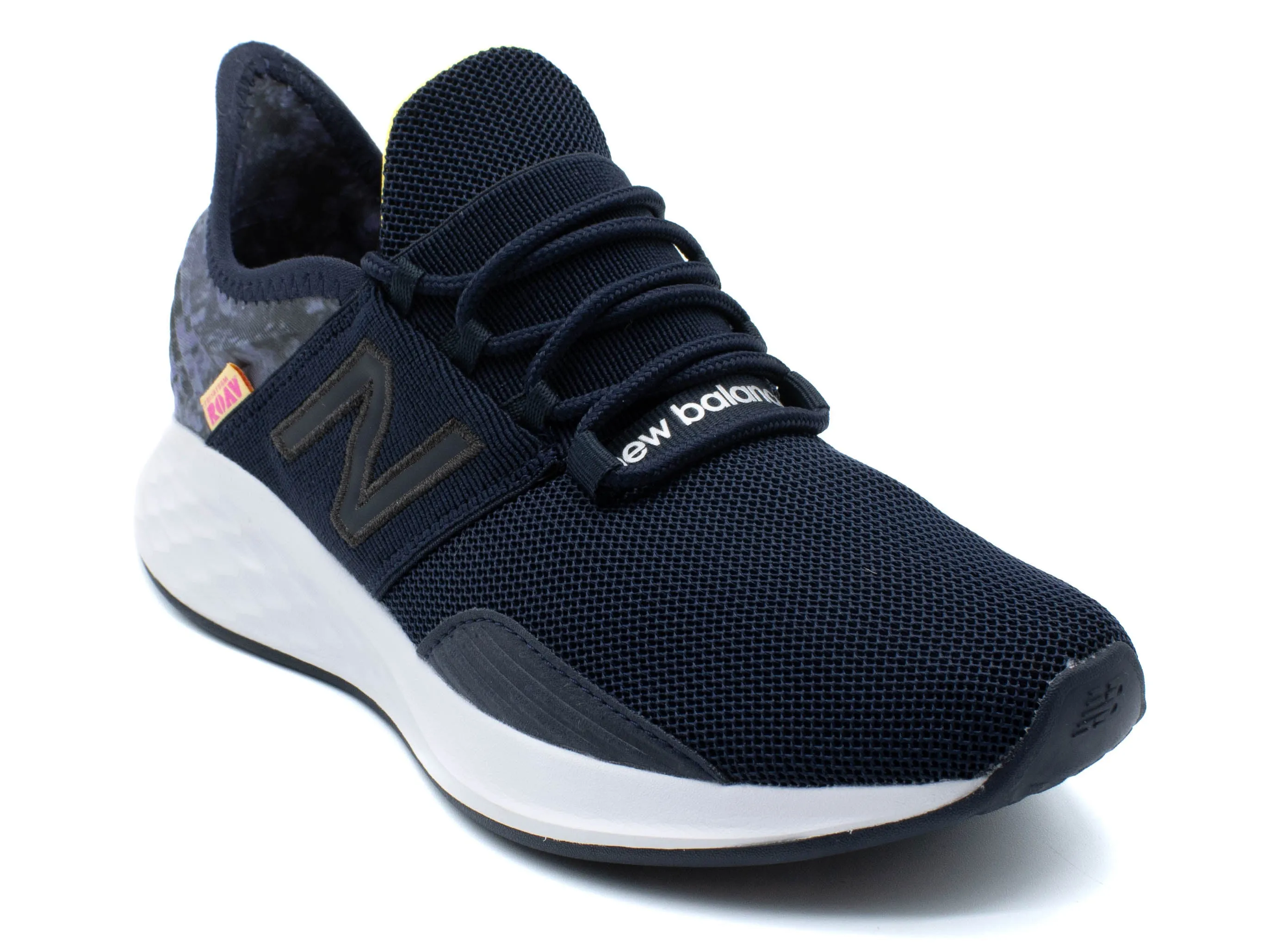 NEW BALANCE Fresh Foam Roav New Balance 740 Big Kids