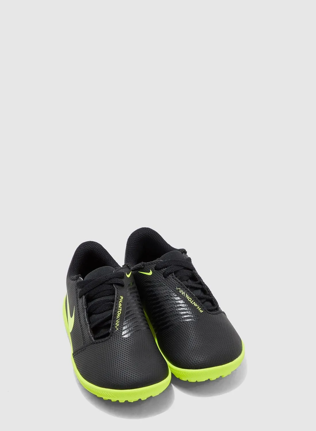 Asics Shoes Size 4 Nike Phantom Venom Club Turf Youth