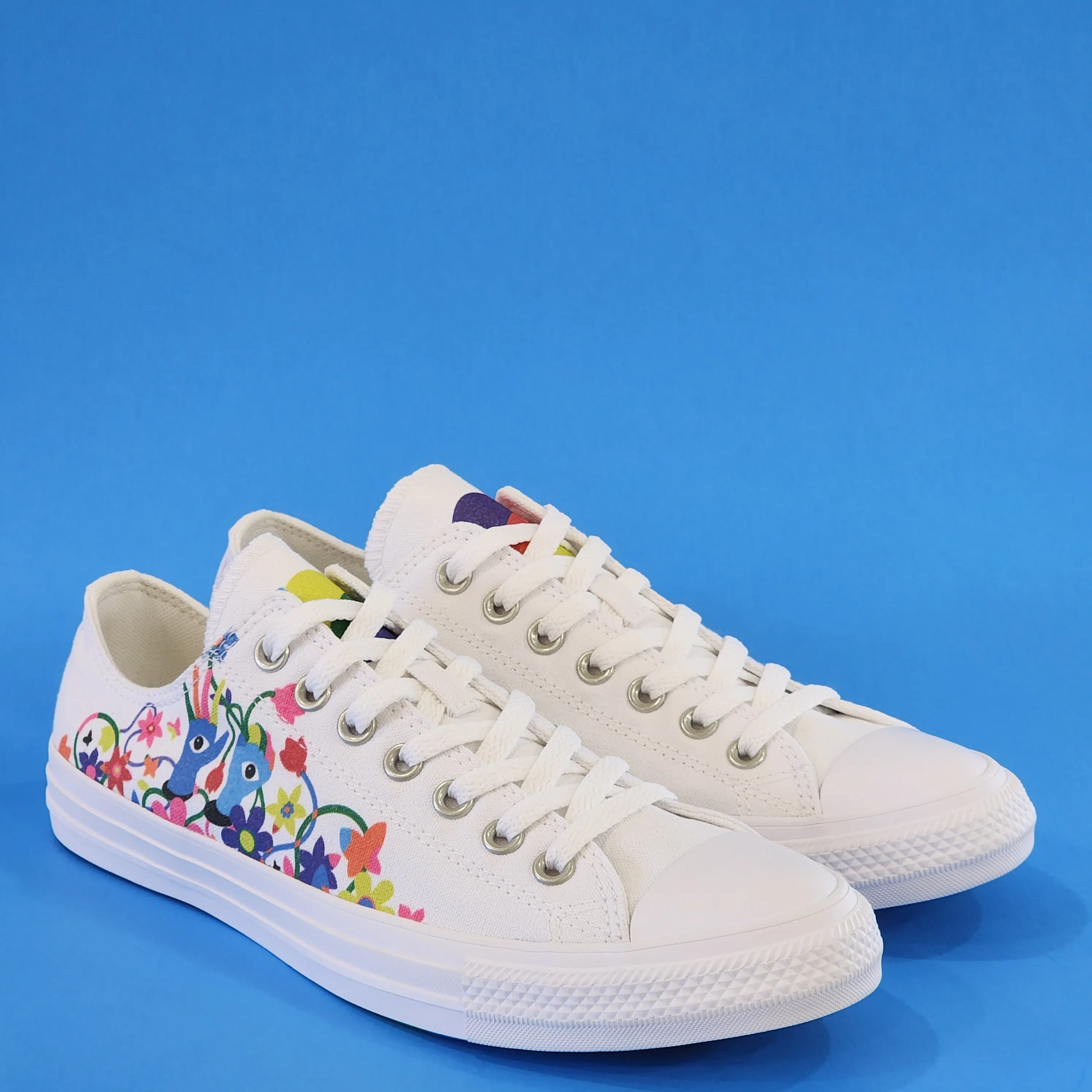 Asics Running Shoes Quality Converse CTAS Low Top Pride Unisex Sneakers 170823C NWT