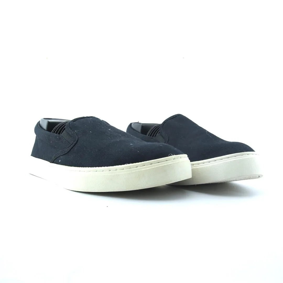 OLD NAVY . Business Casual Shoes With Wide Leg Pants