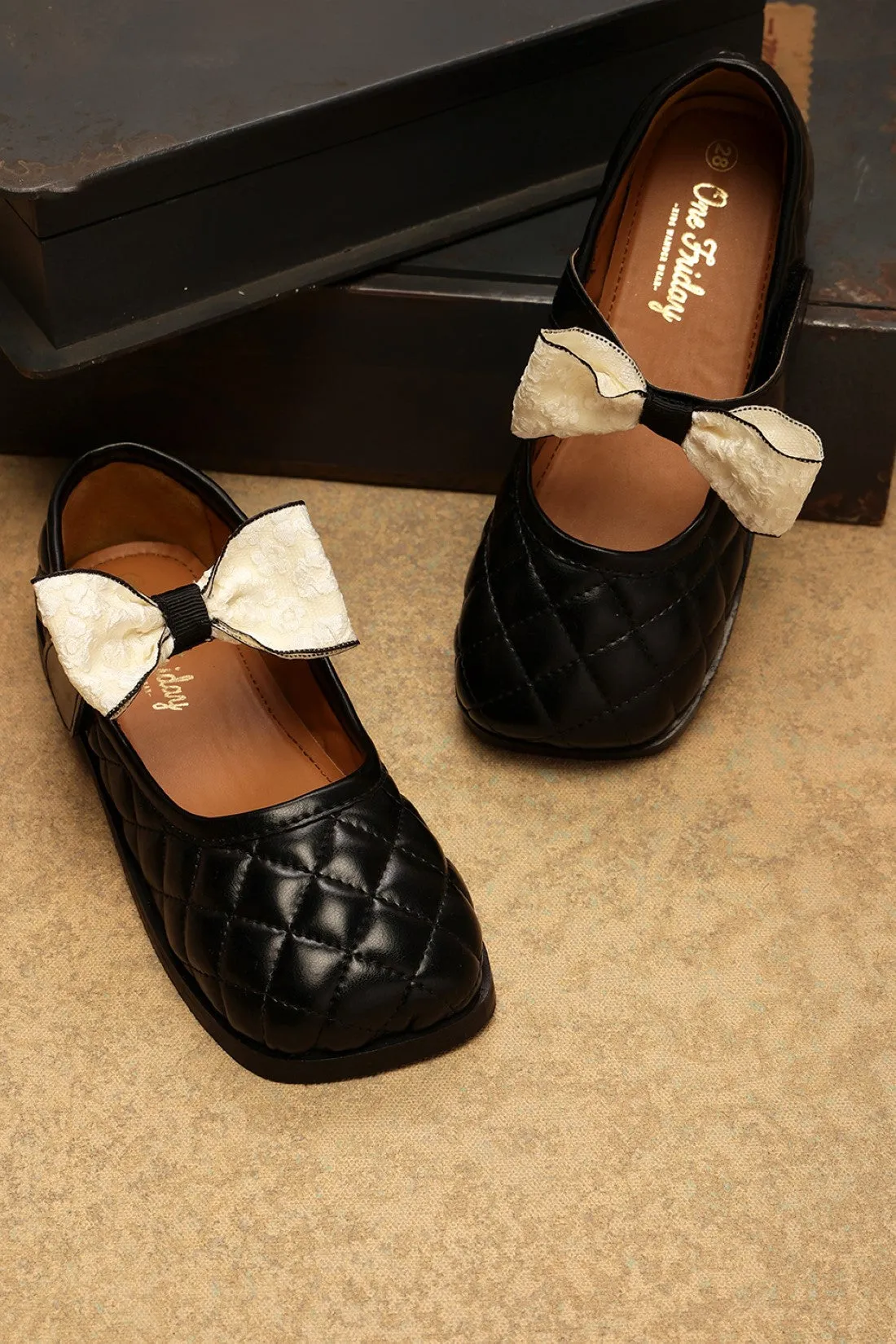 One Friday Girls Black Party Wear Bellies Asics Trail Running Shoes Gtx