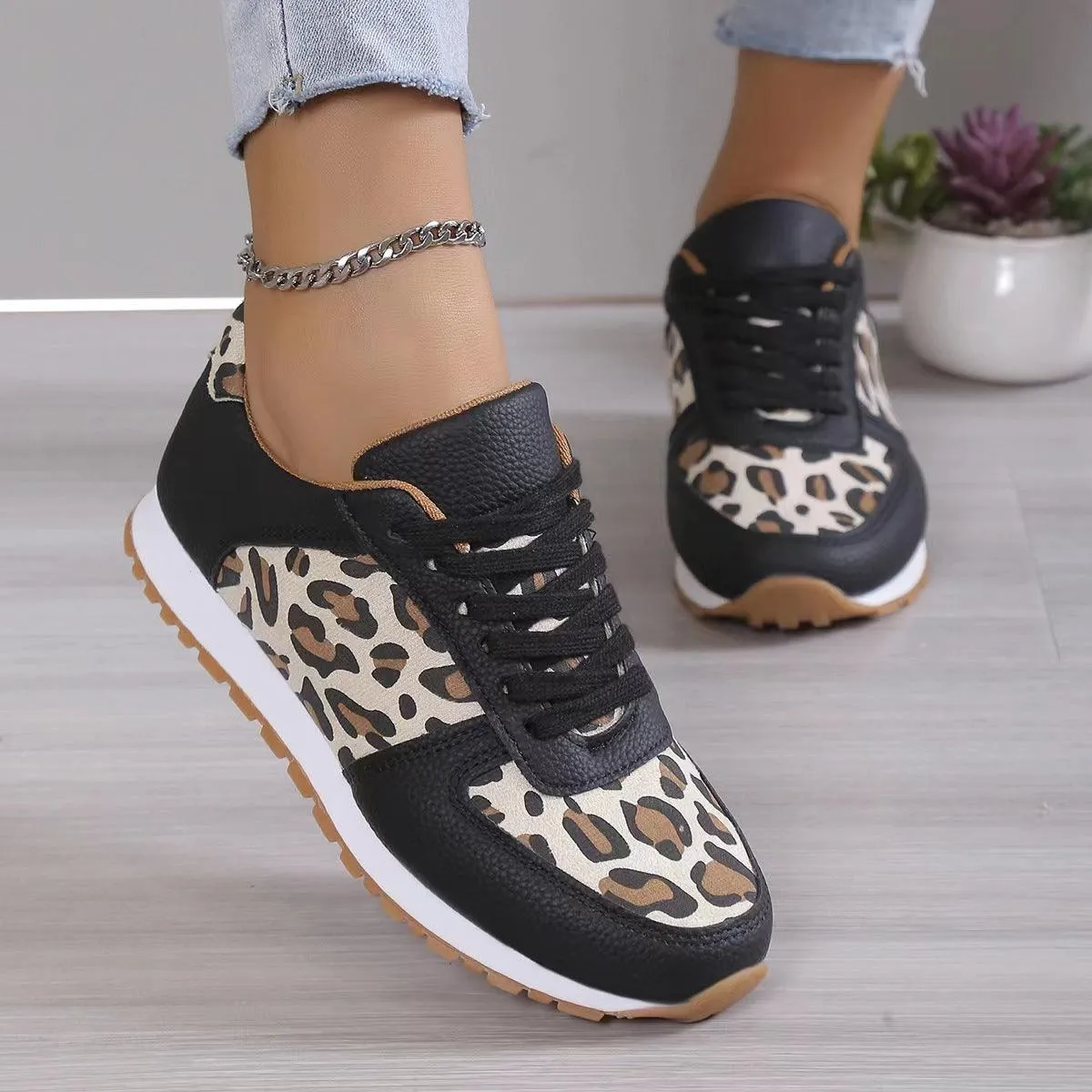 Flat Comfortable Bridal Shoes Fashoin Leopard Print Lace-up Sports Shoes For Women