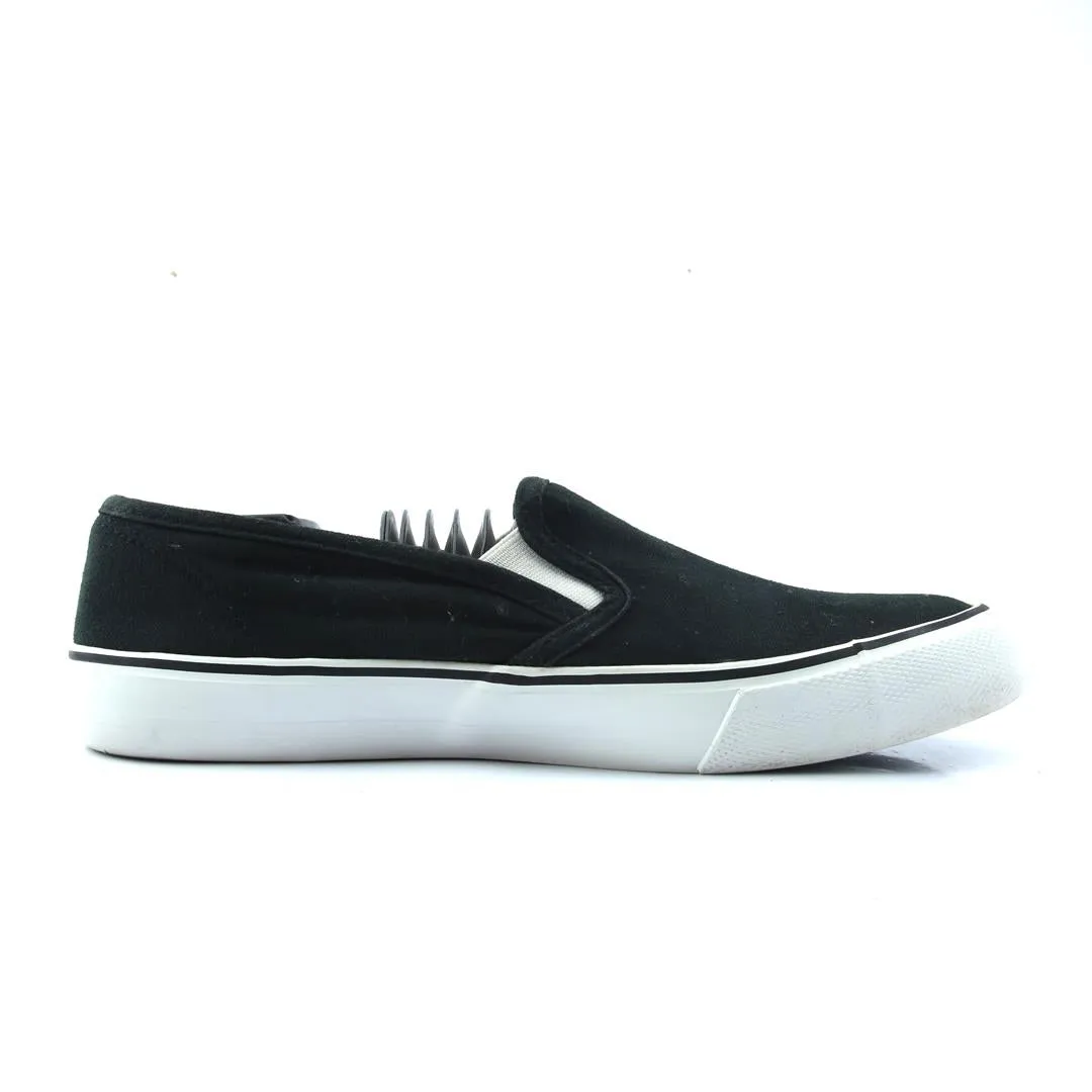 MOSSIMO SUPPLY CO . V5 Rnr Casual Shoes