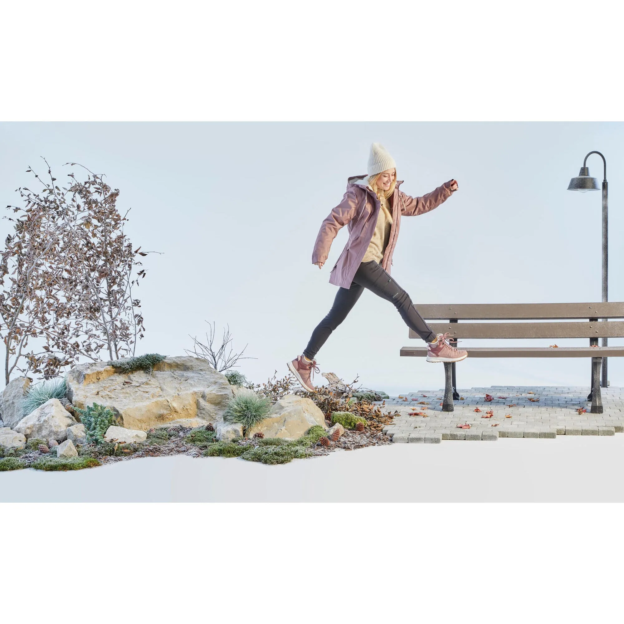 Quechua Women's SH100 X-Warm Waterproof Mid Hiking Boots Snow Boots Size 13