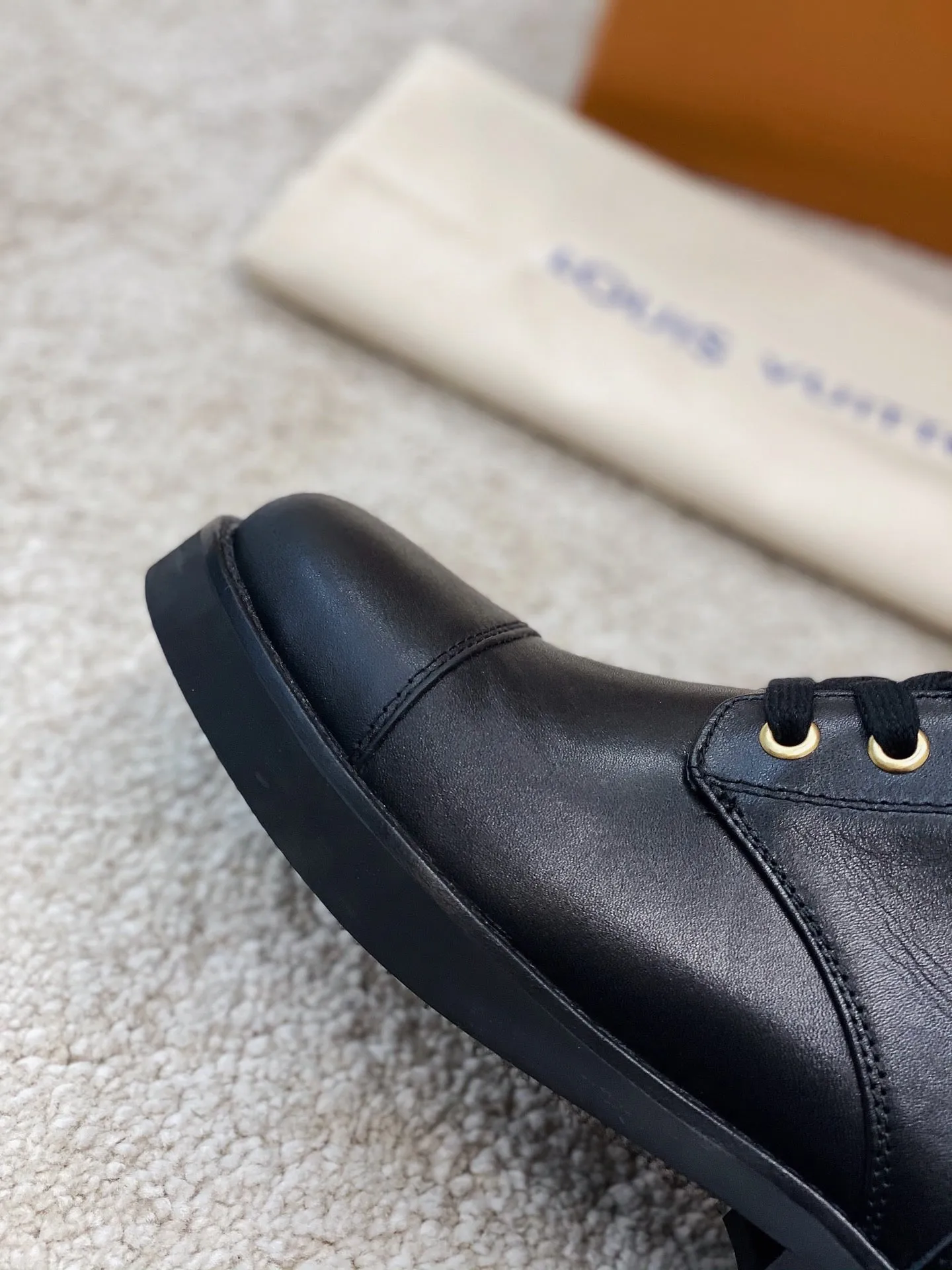 Adidas Running Bounce Shoes SE657  Size 4-10