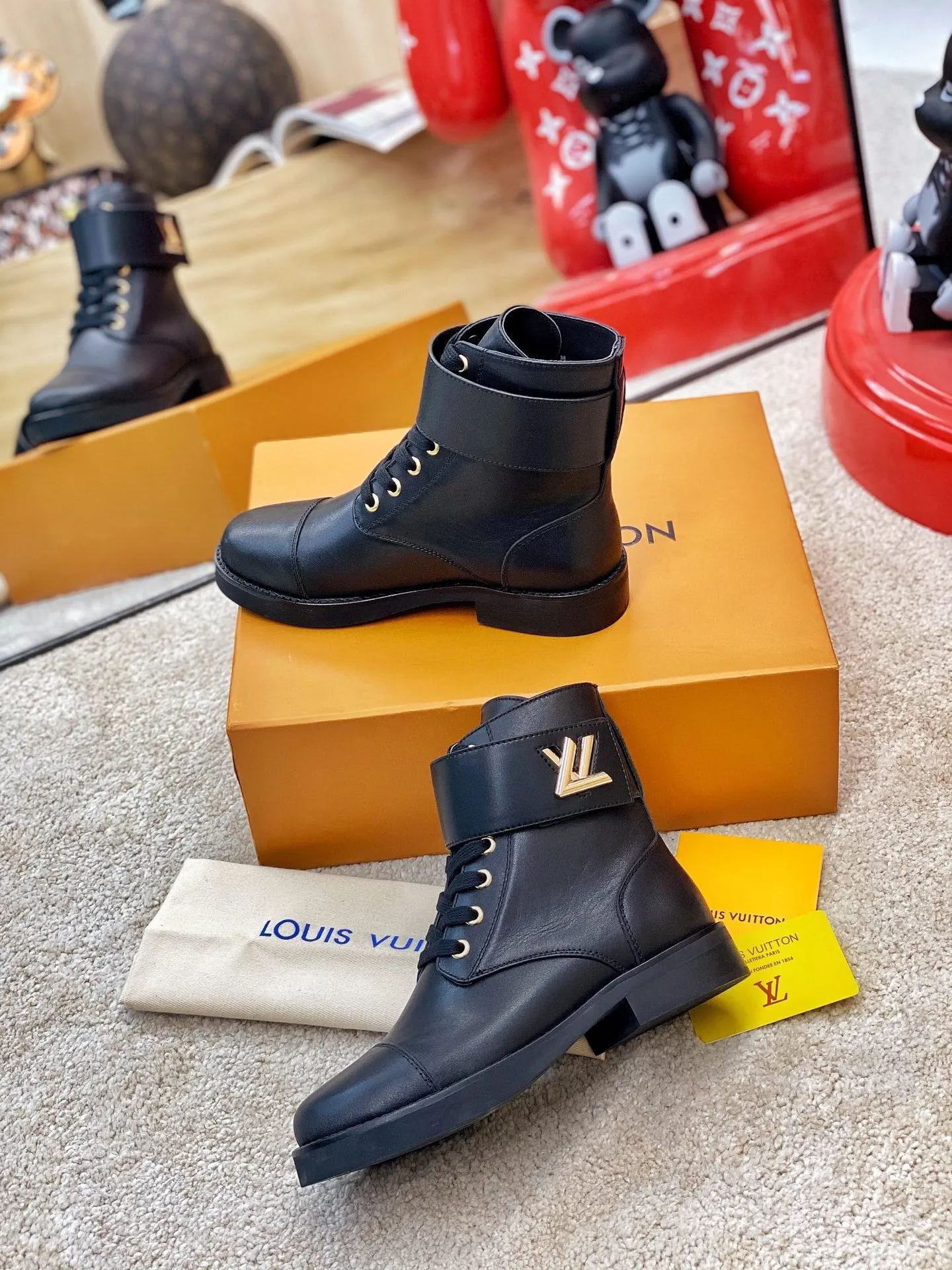 SE657  Size 4-10 Adidas X_plr Path Running Shoes