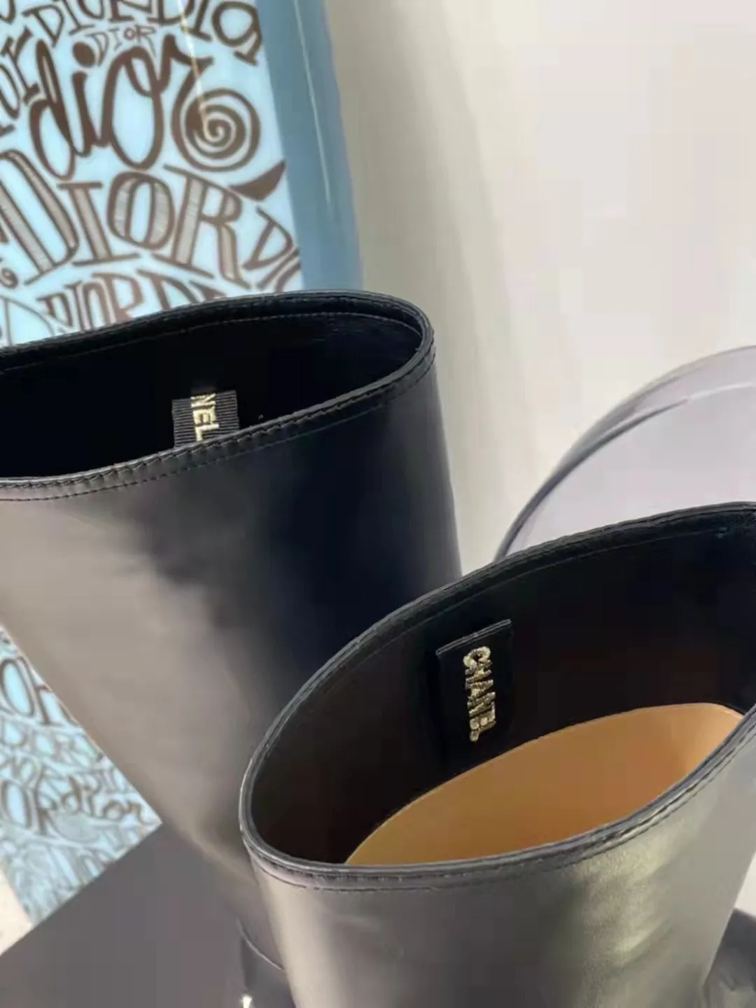 Adidas Wedge Tennis Shoes SE673  Size 4-11