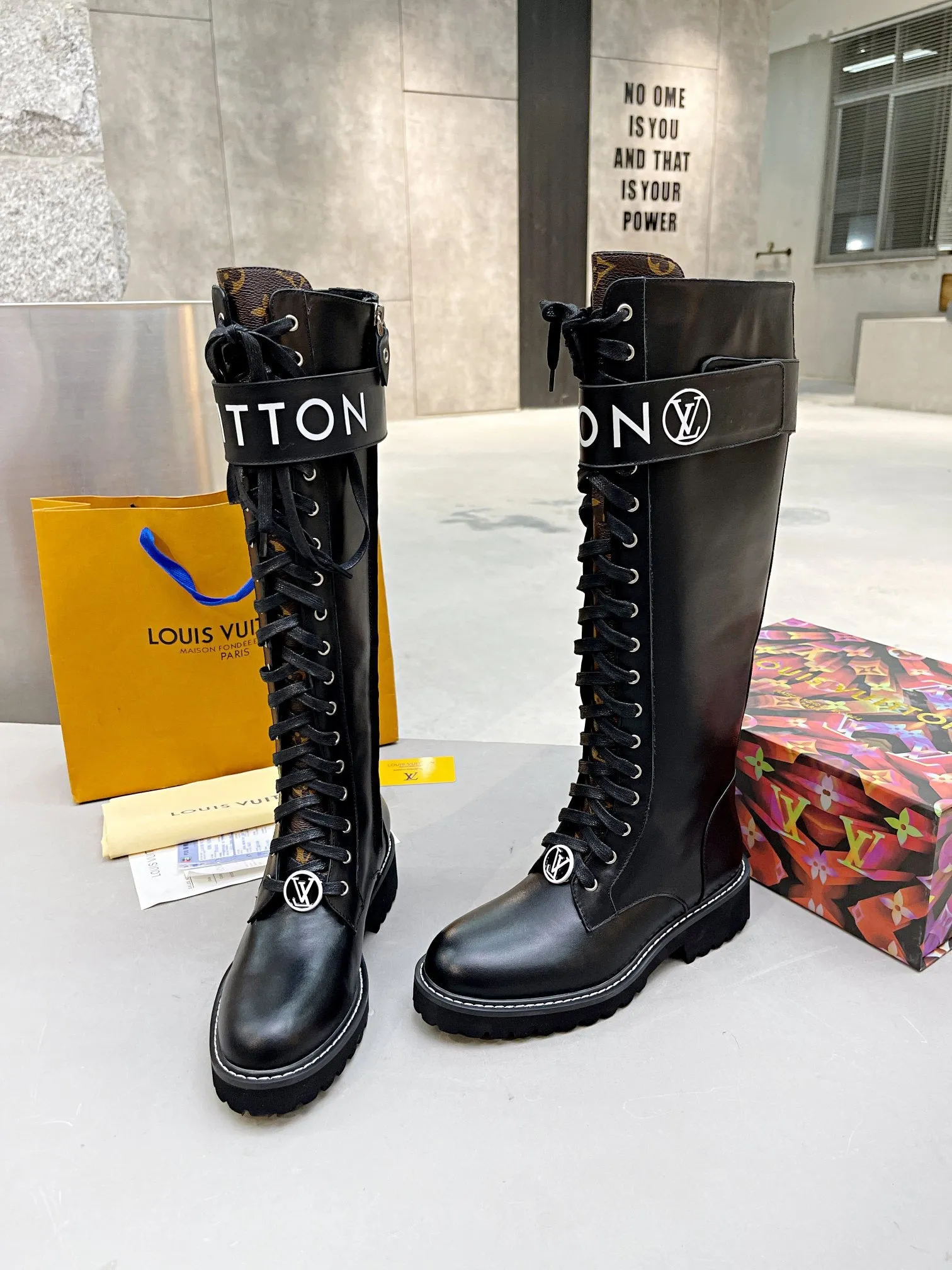 Beige Shoes Adidas SE689  Size 5-11