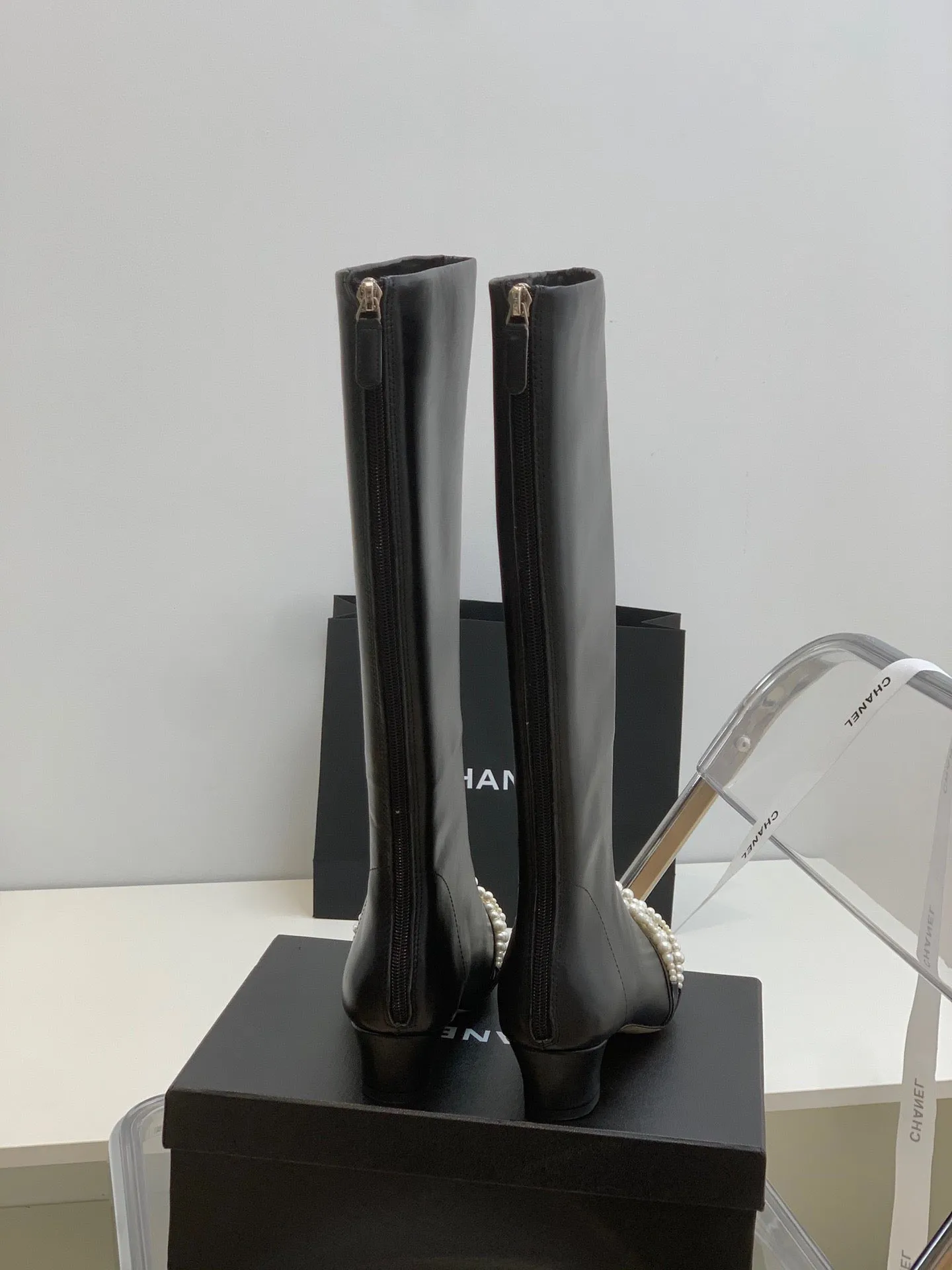 SE705  Size 5-9   Heels:4cm Shaft measures approximately 14.6 from arch Material: Cowhide  Lining: Sheepskin Sole: Italian leather Adidas Running Shoes Cushioning Features